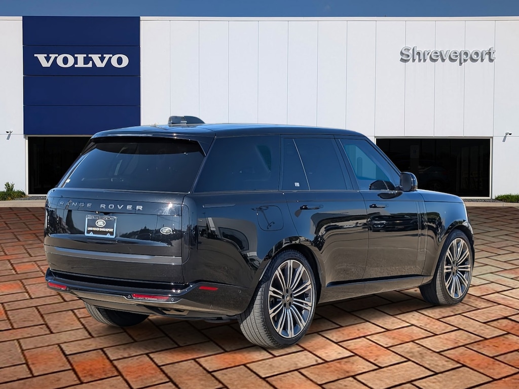 Used 2023 Land Rover Range Rover P530 SE SUV