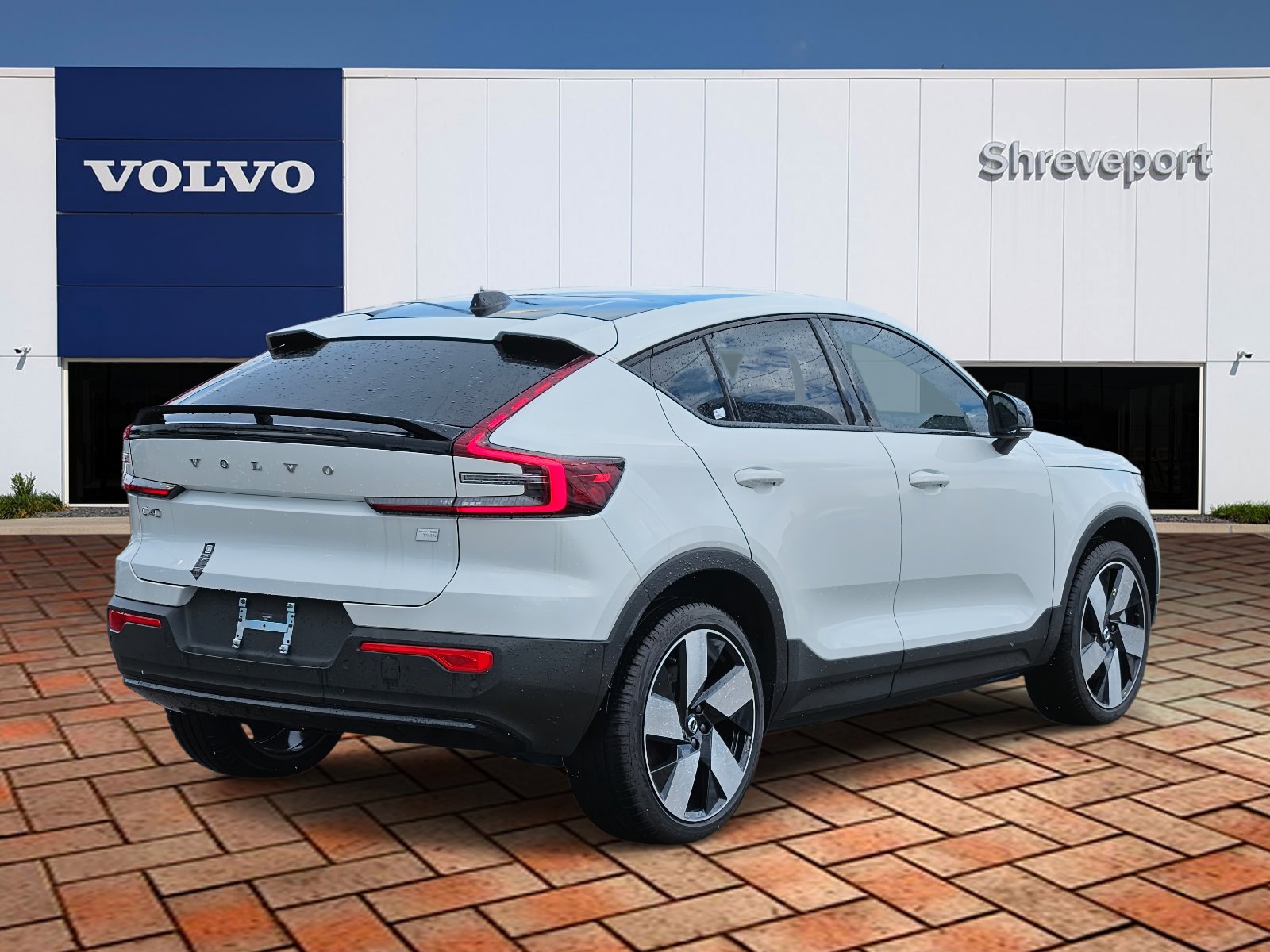 2024 Volvo C40 Recharge Plus photo 4