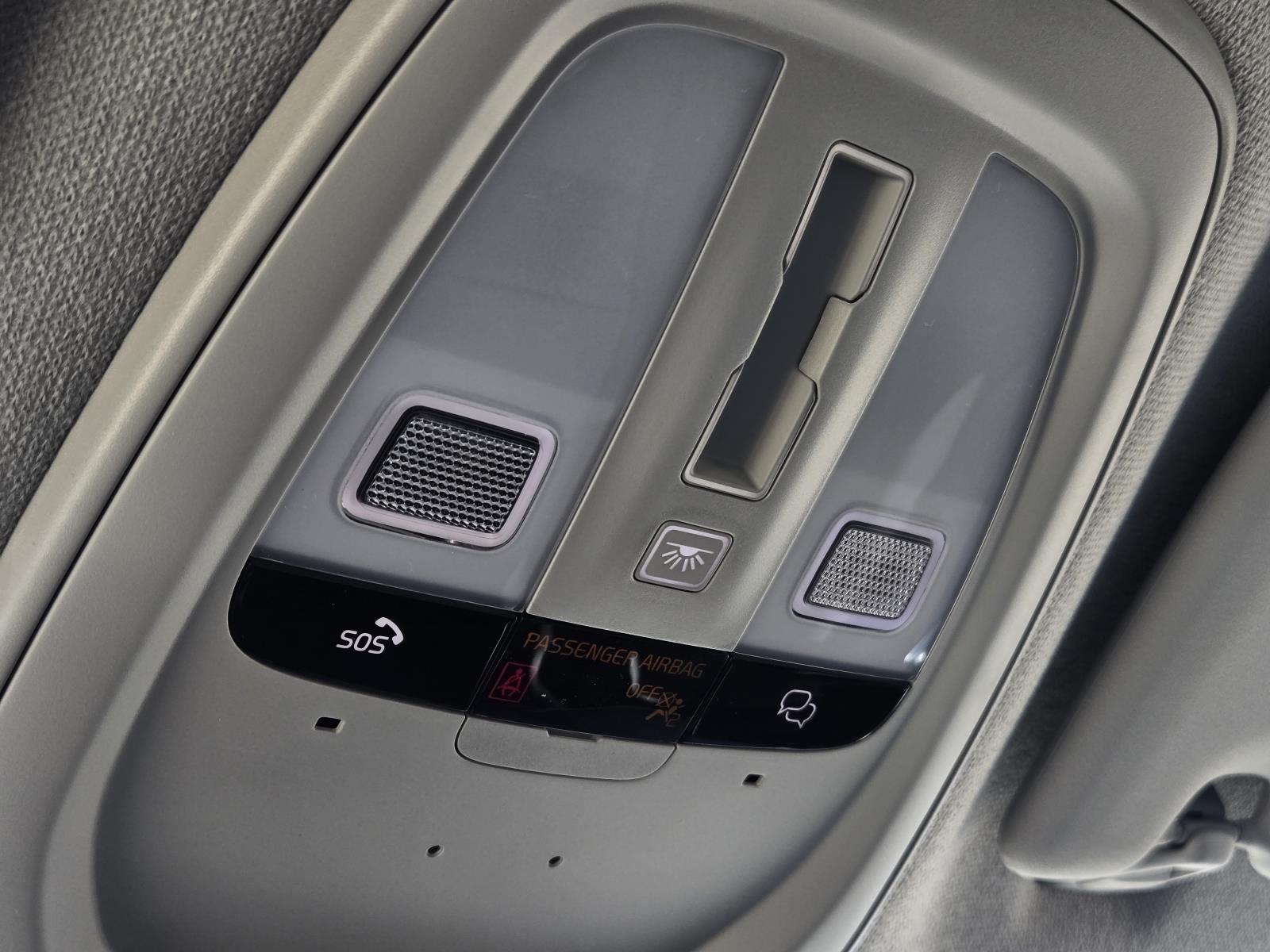 2026 Volvo XC40 Plus - Photo 36