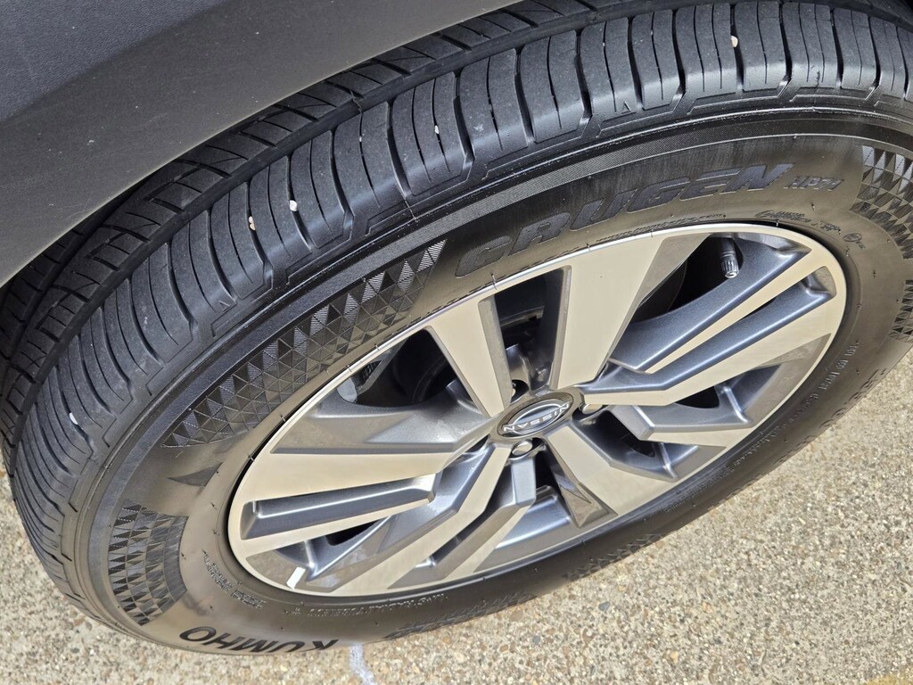 Used 2025 Nissan Pathfinder SL SUV