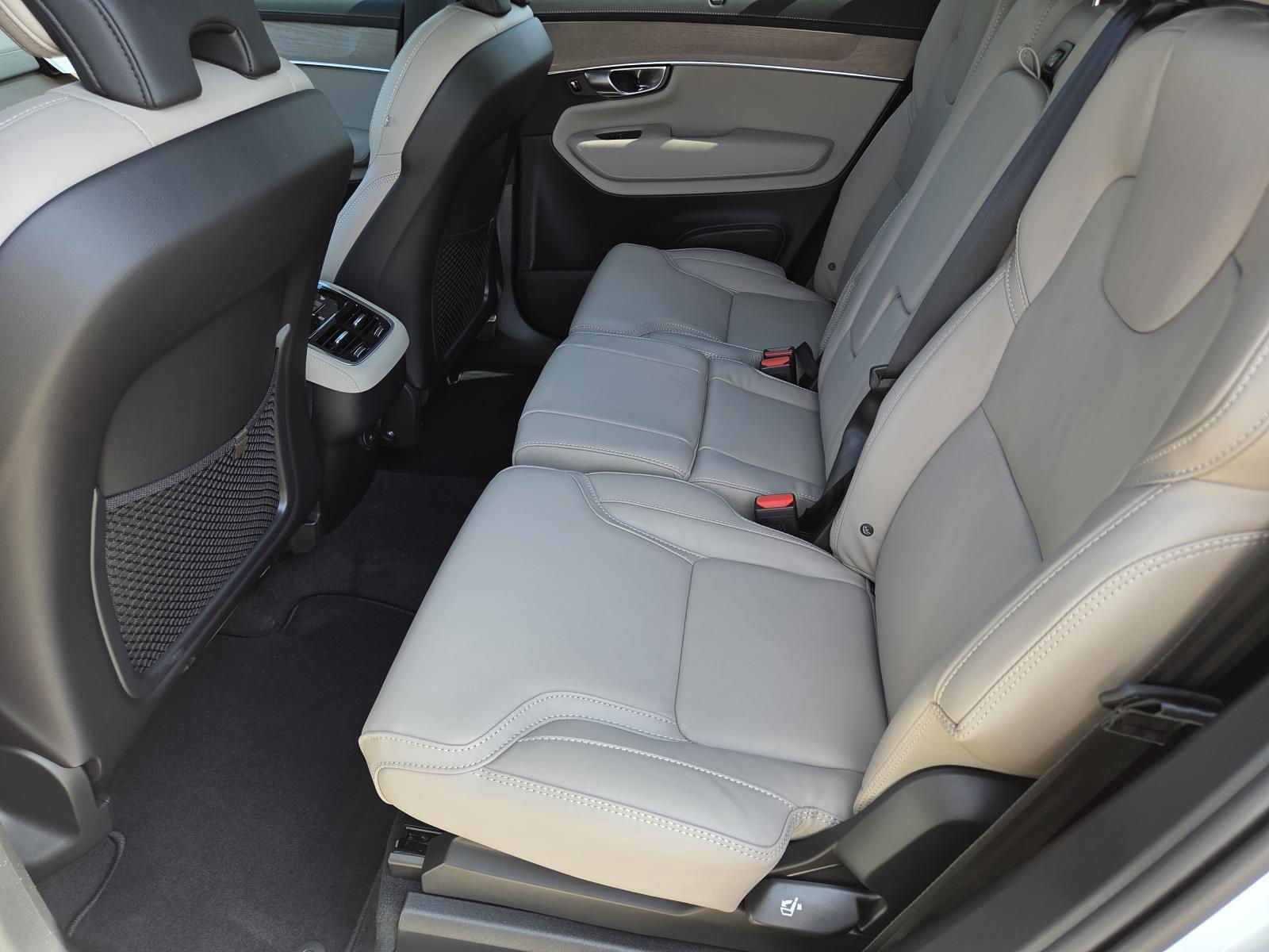 2026 Volvo XC90 Ultra - Photo 37