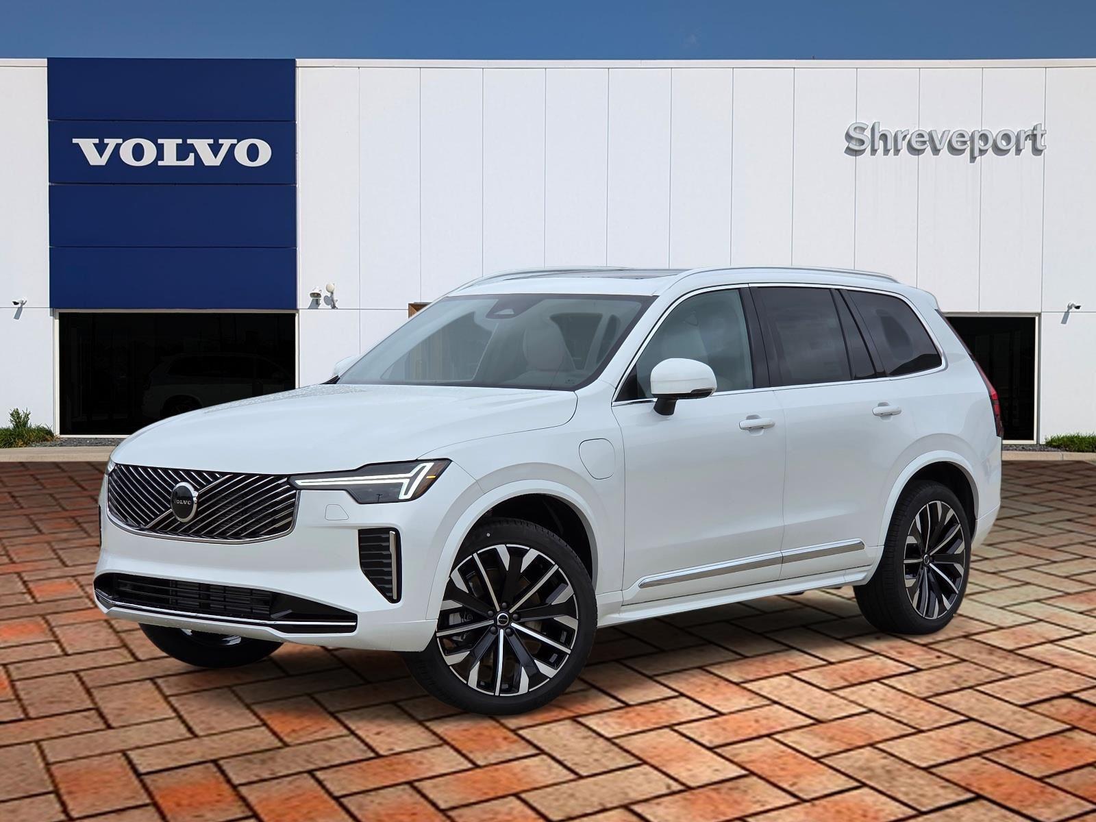 2026 Volvo XC90 T8 Recharge Core Bright 4WD's photo