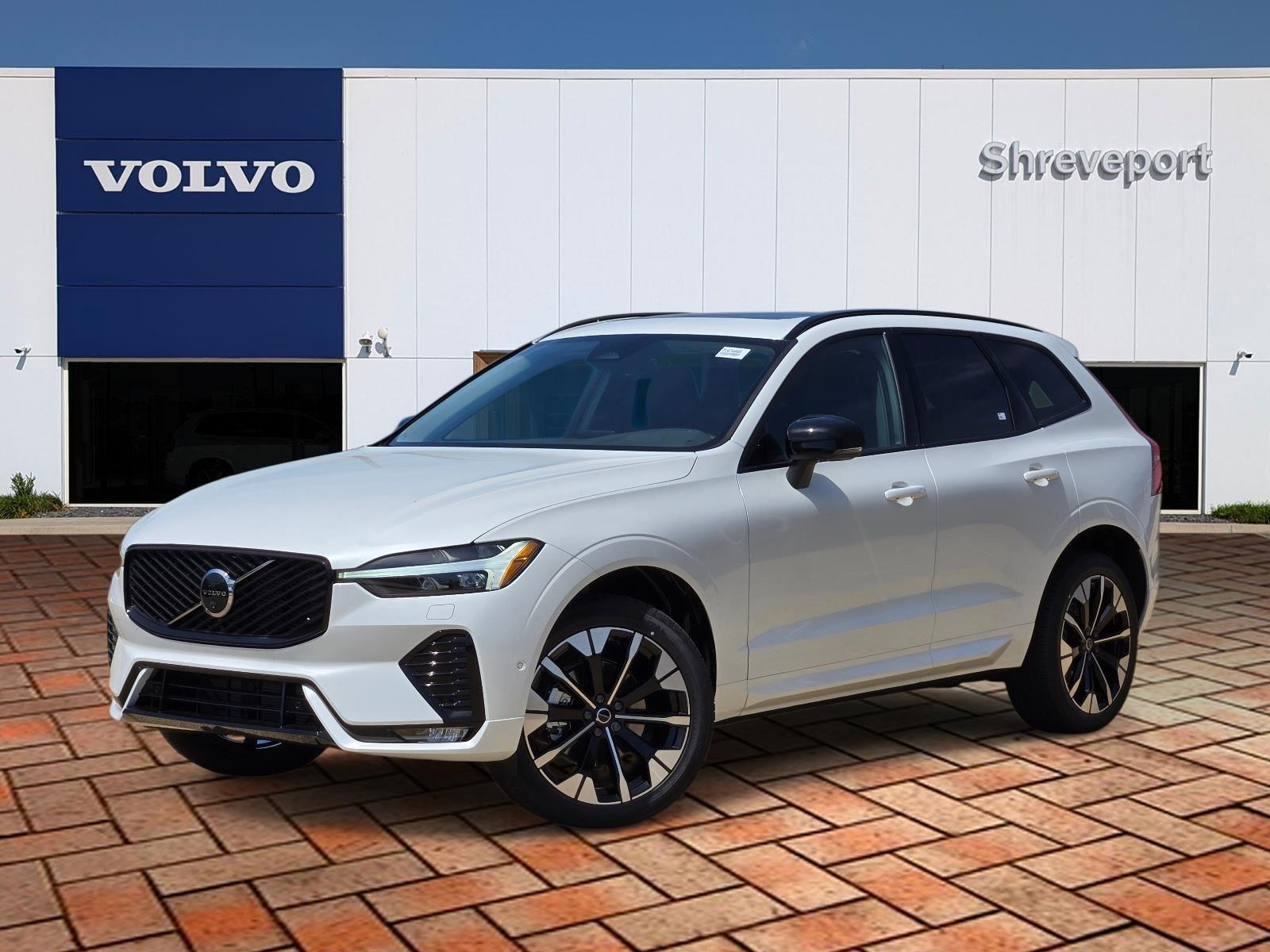 2026 Volvo XC60 B5 Plus Dark AWD's photo