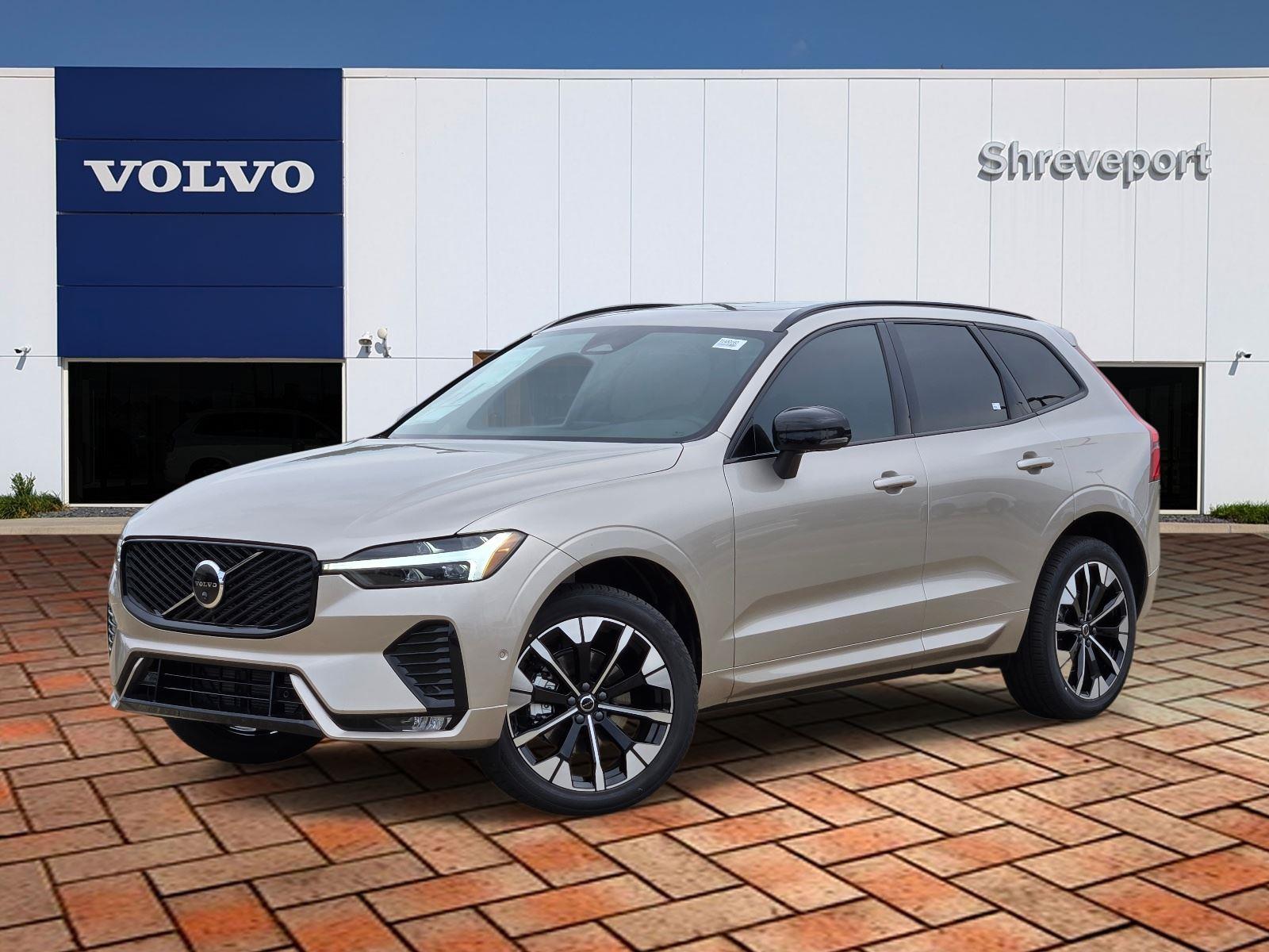 2026 Volvo XC60 B5 Plus Dark AWD's photo