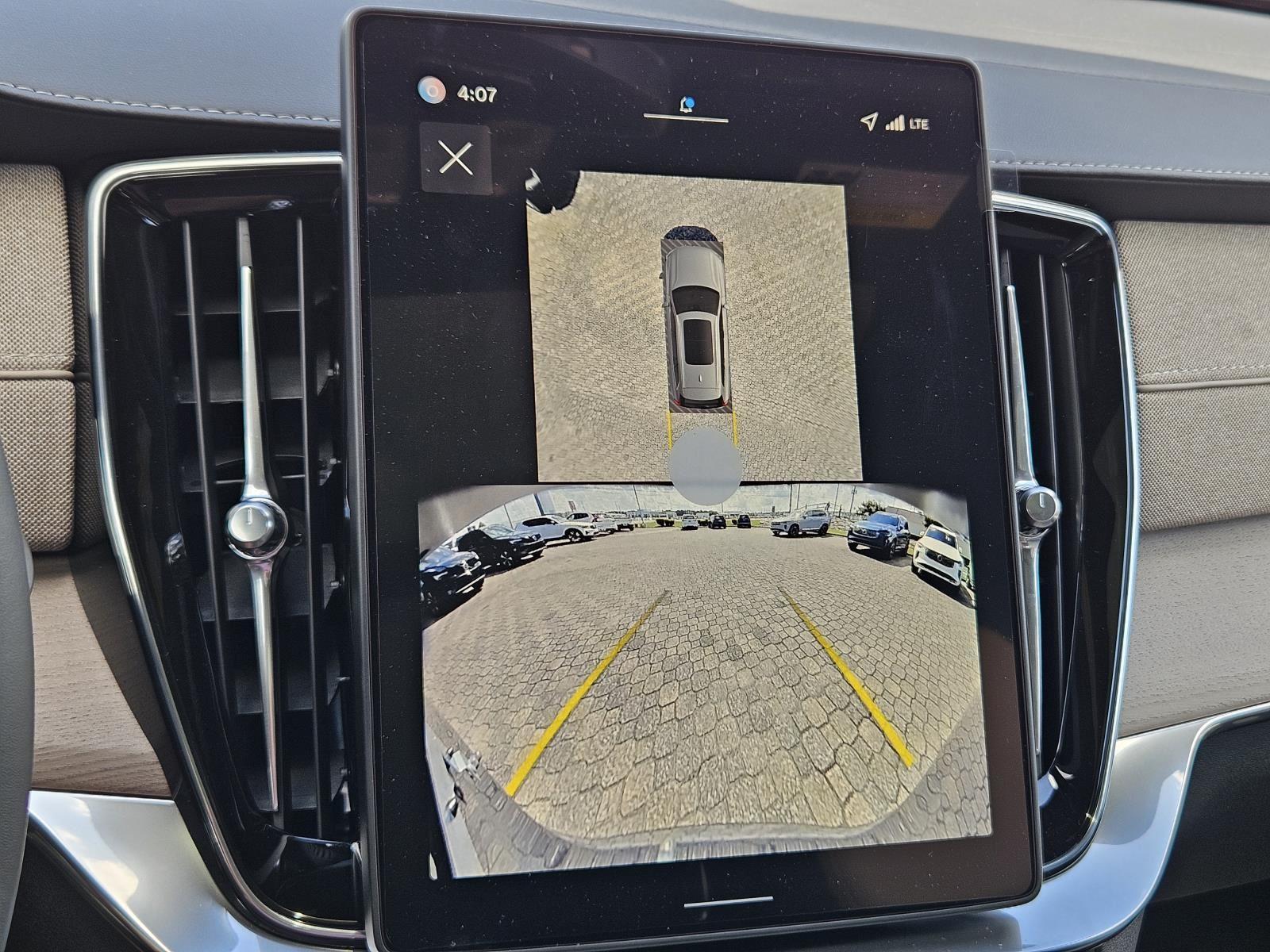 2026 Volvo XC90 Plus - Photo 19