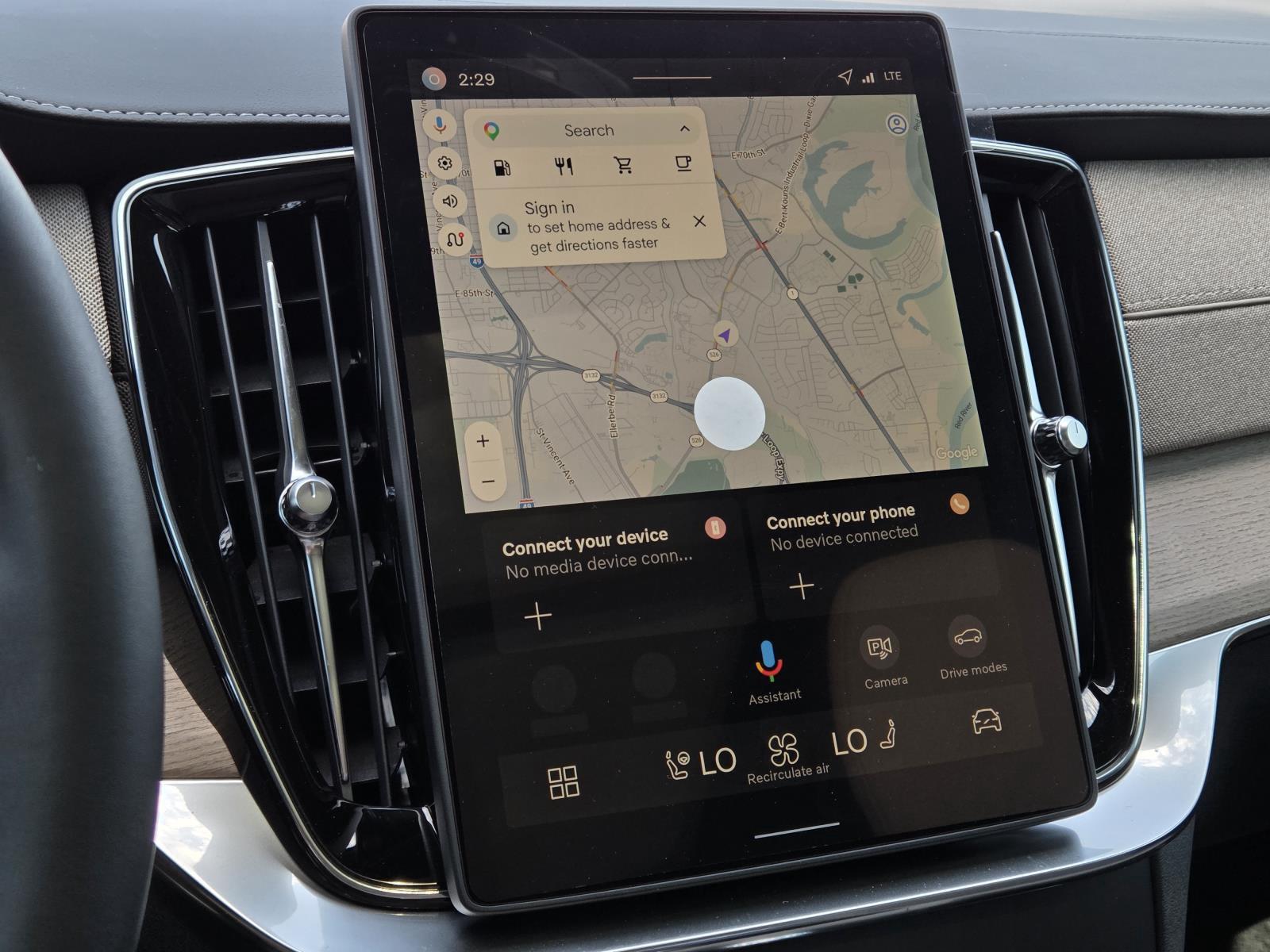 2026 Volvo XC90 Plus - Photo 27