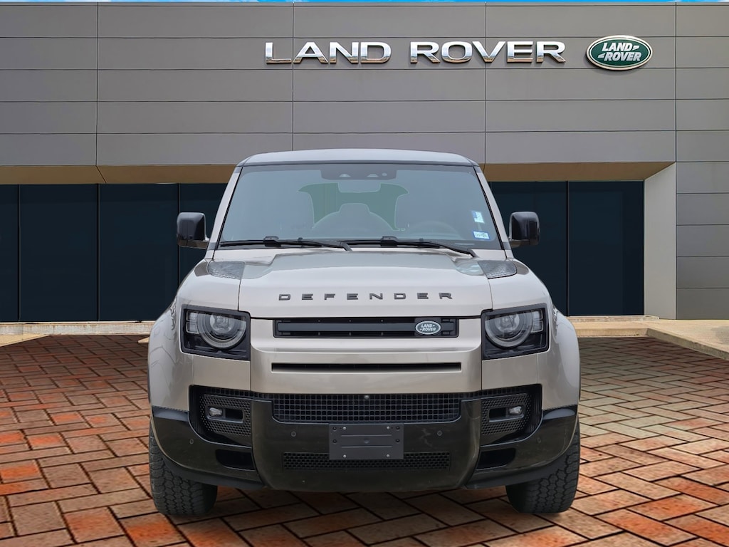 Used 2023 Land Rover Defender 110 V8 SUV