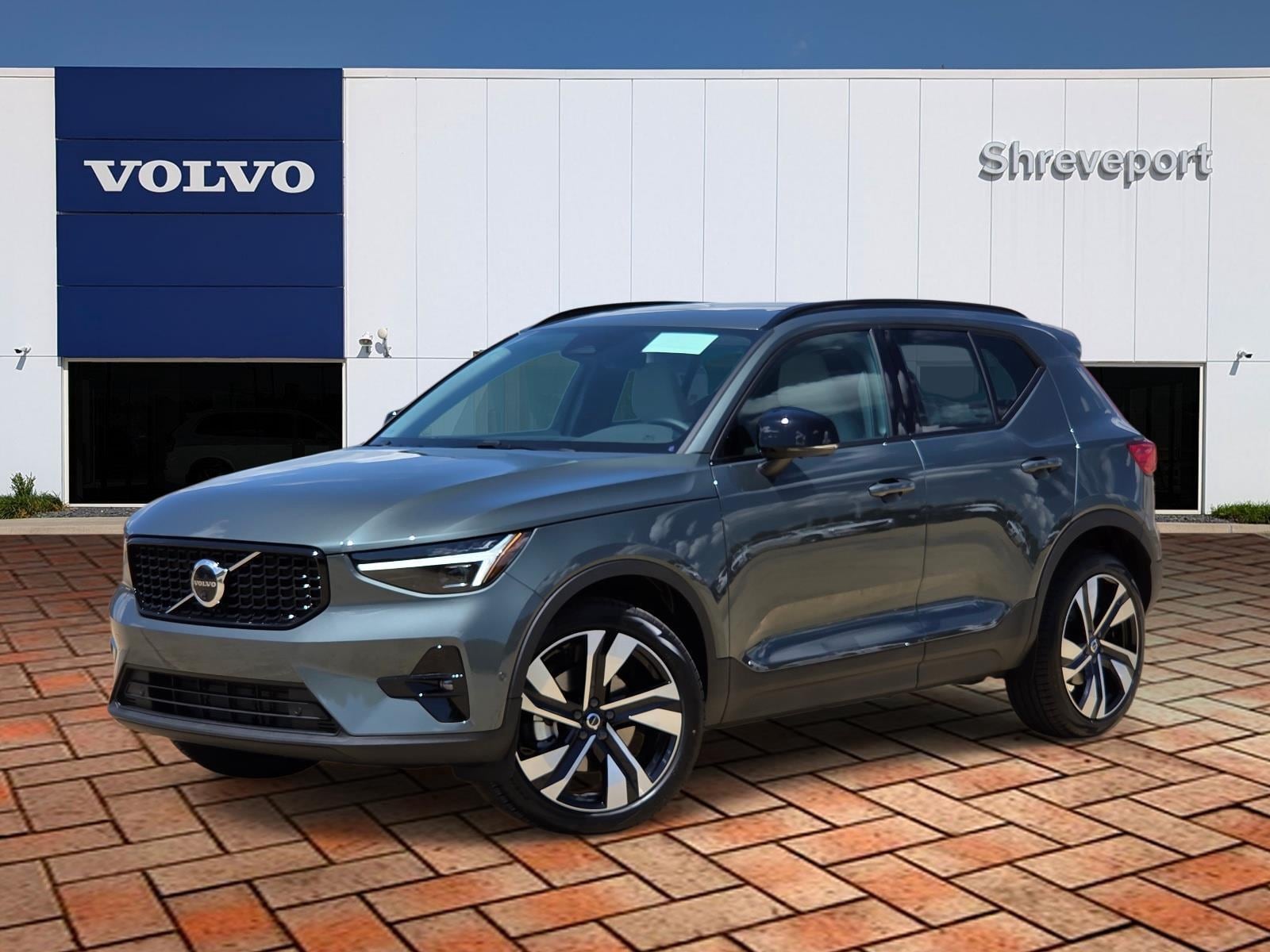 2026 Volvo XC40