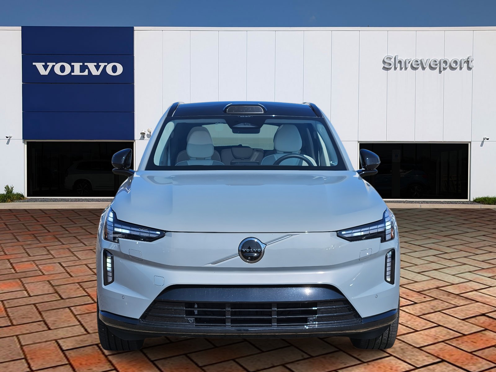 2025 Volvo EX90 Ultra photo 2