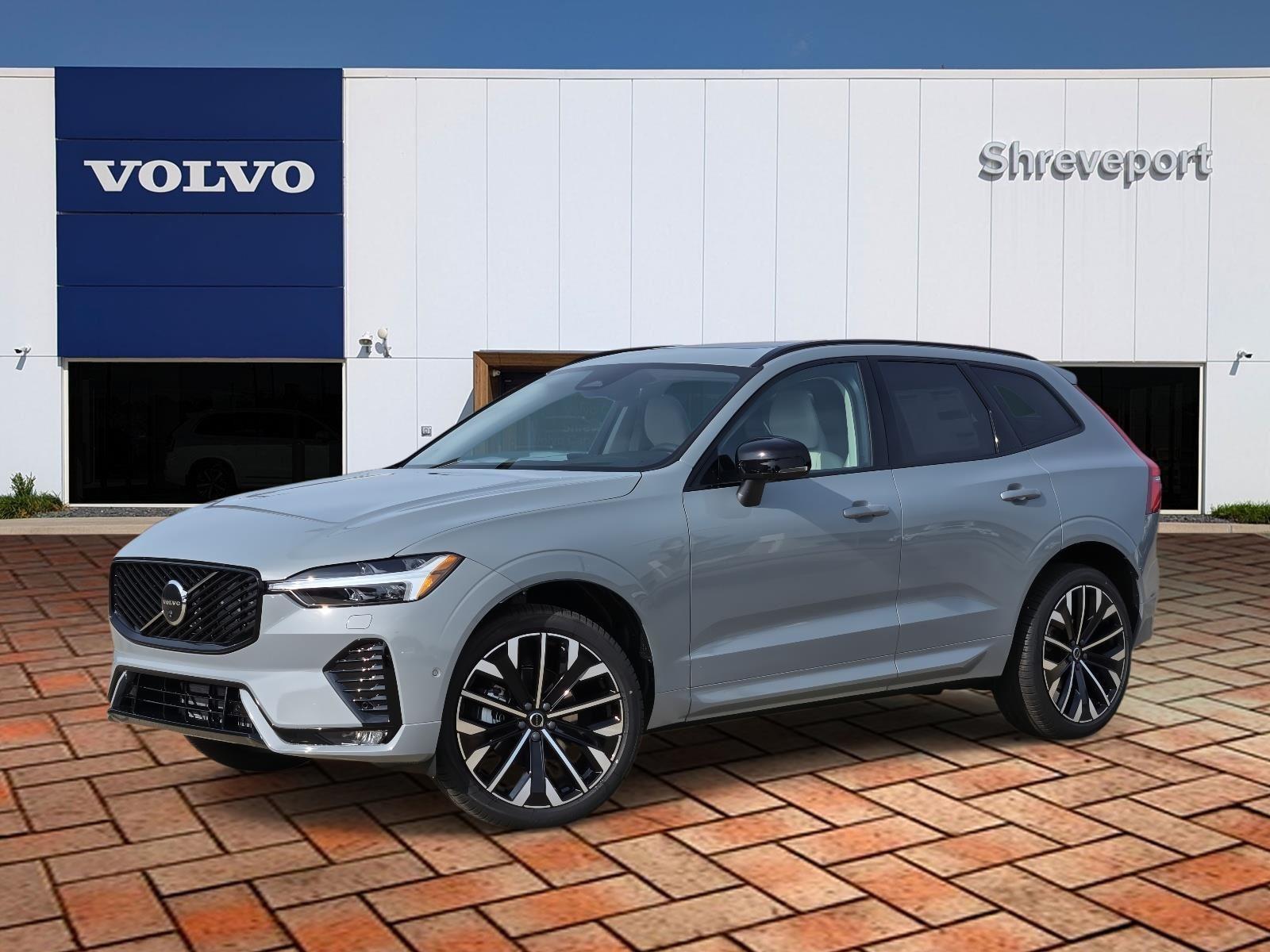 2026 Volvo XC60 B5 Ultra Dark AWD's photo