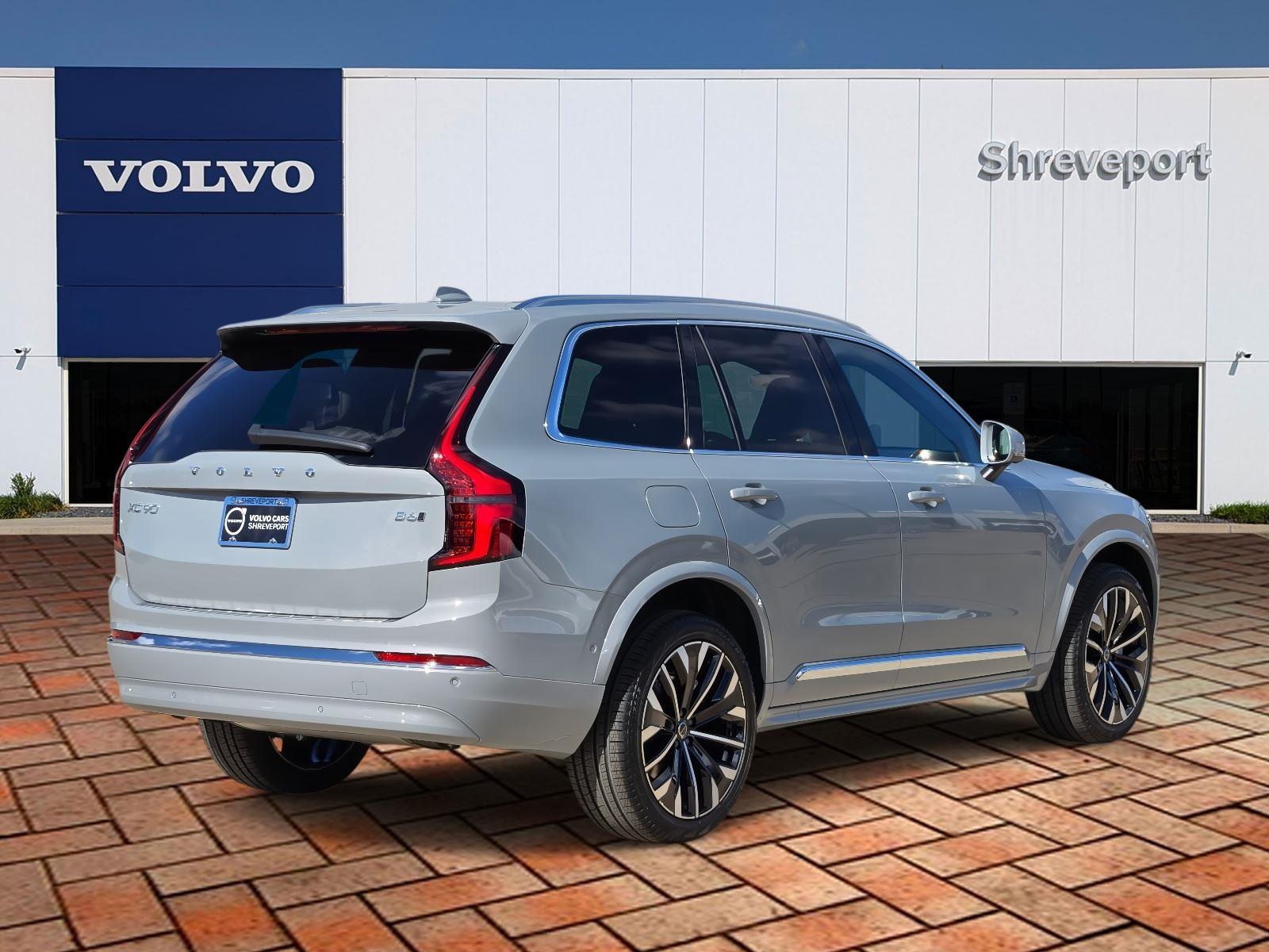 2026 Volvo XC90 Plus - Photo 6