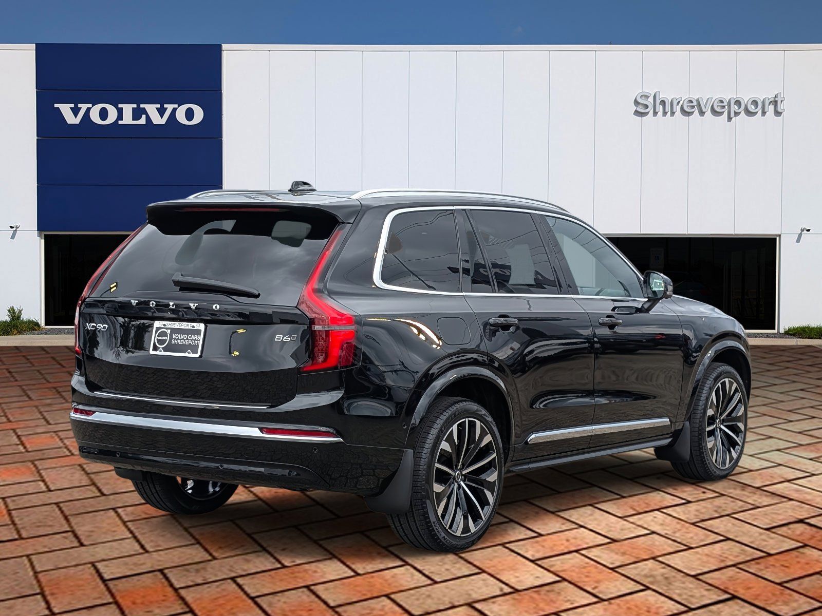 2025 Volvo XC90 AWD Plus photo 4