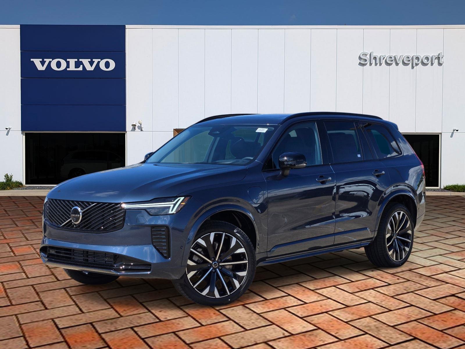 2026 Volvo XC90 T8 Recharge Ultra Dark 4WD's photo