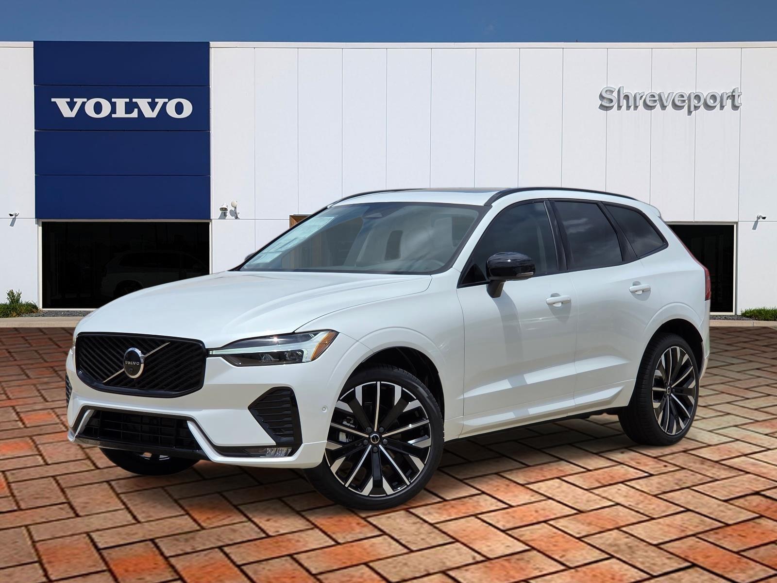 2026 Volvo XC60 B5 Ultra Dark AWD's photo