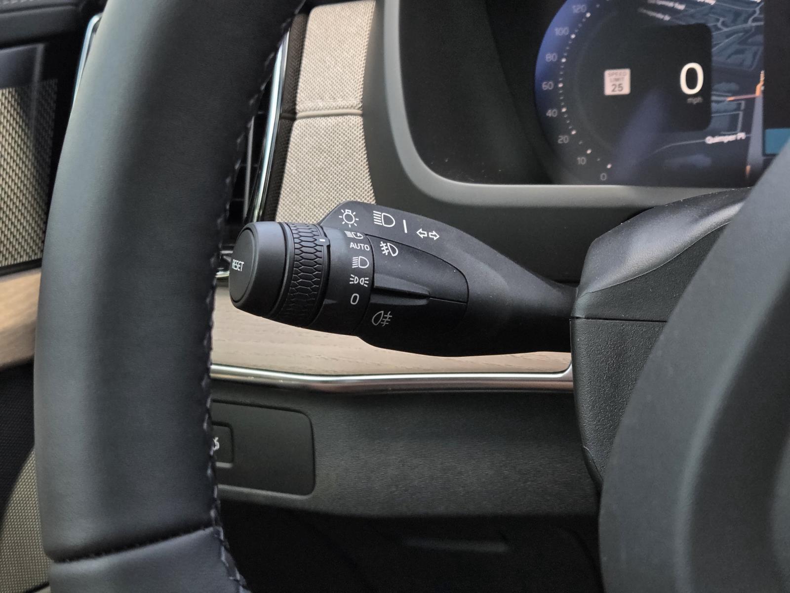 2026 Volvo XC90 Ultra - Photo 22