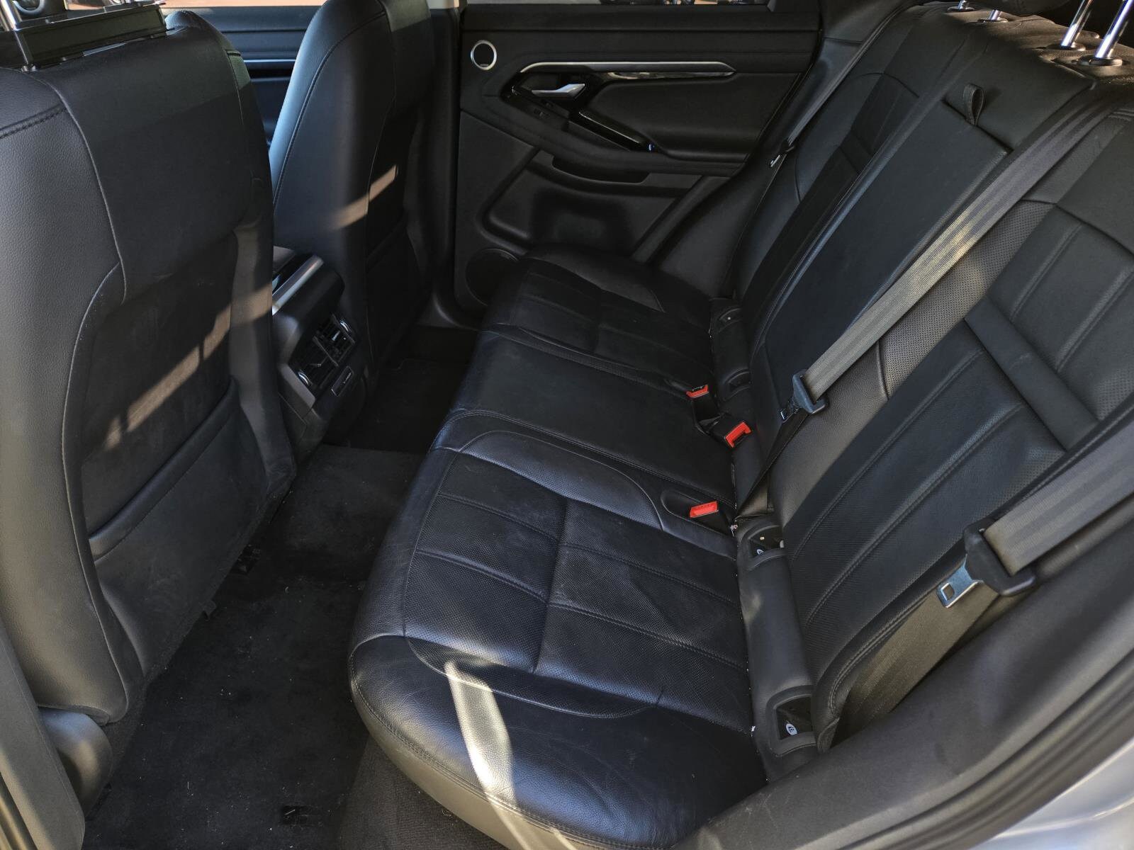 2020 Land Rover Range Rover Evoque SE photo 4