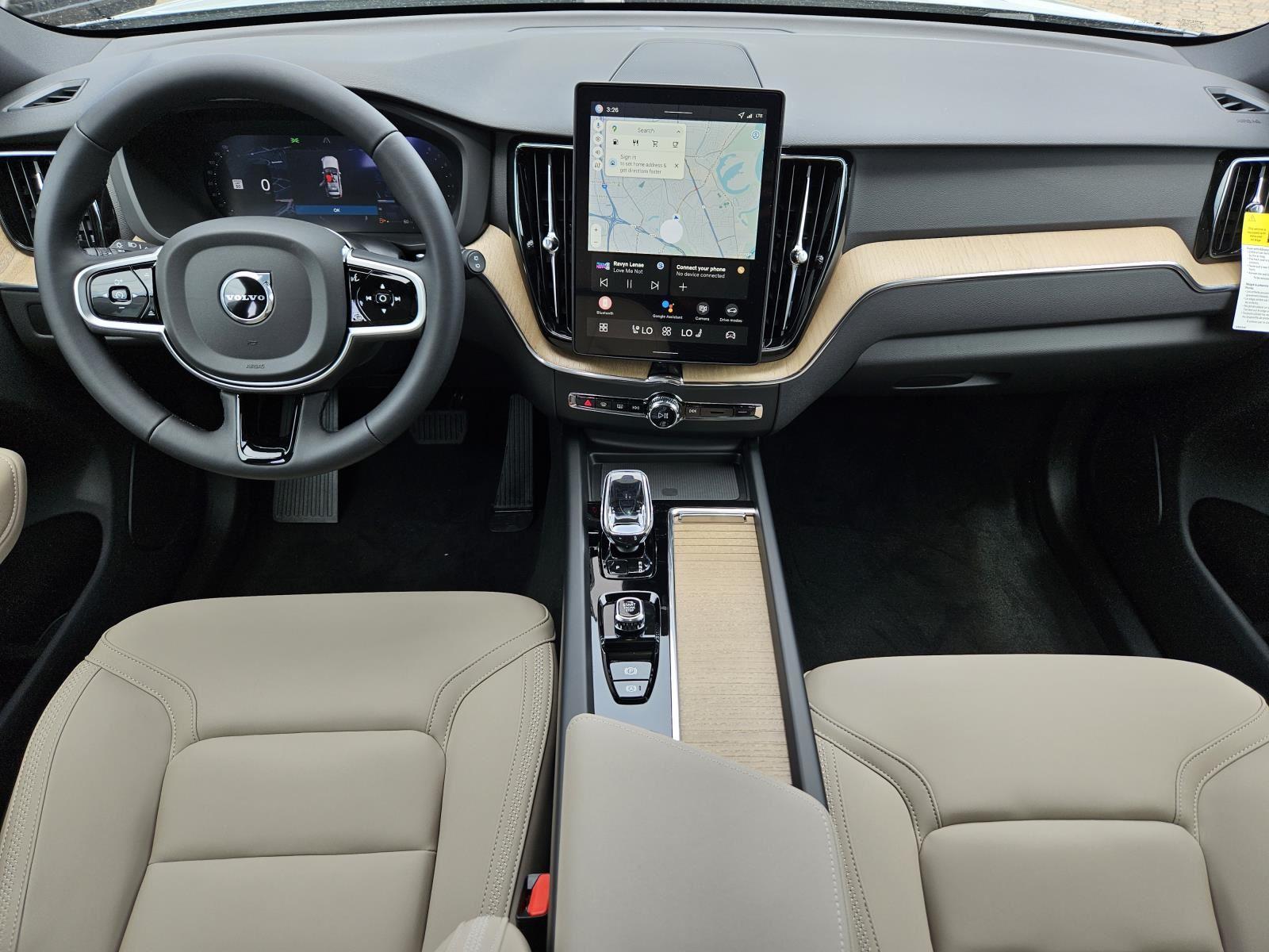 2026 Volvo XC60 Plus - Photo 31