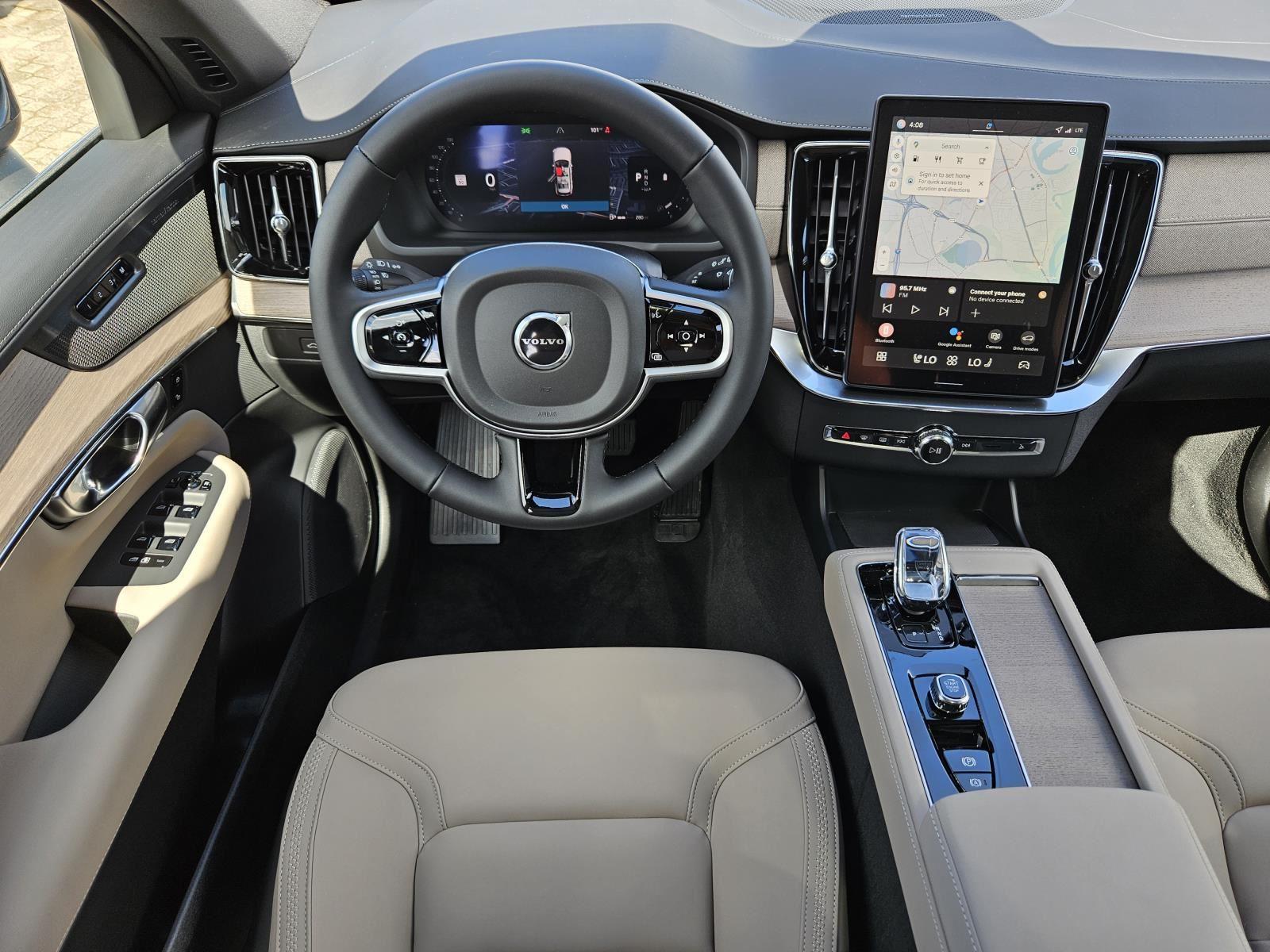 2026 Volvo XC90 Plus - Photo 34