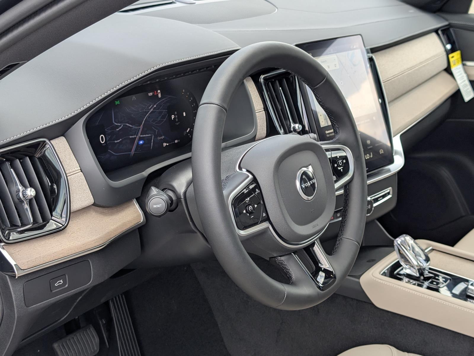 2026 Volvo XC90 Plus - Photo 23