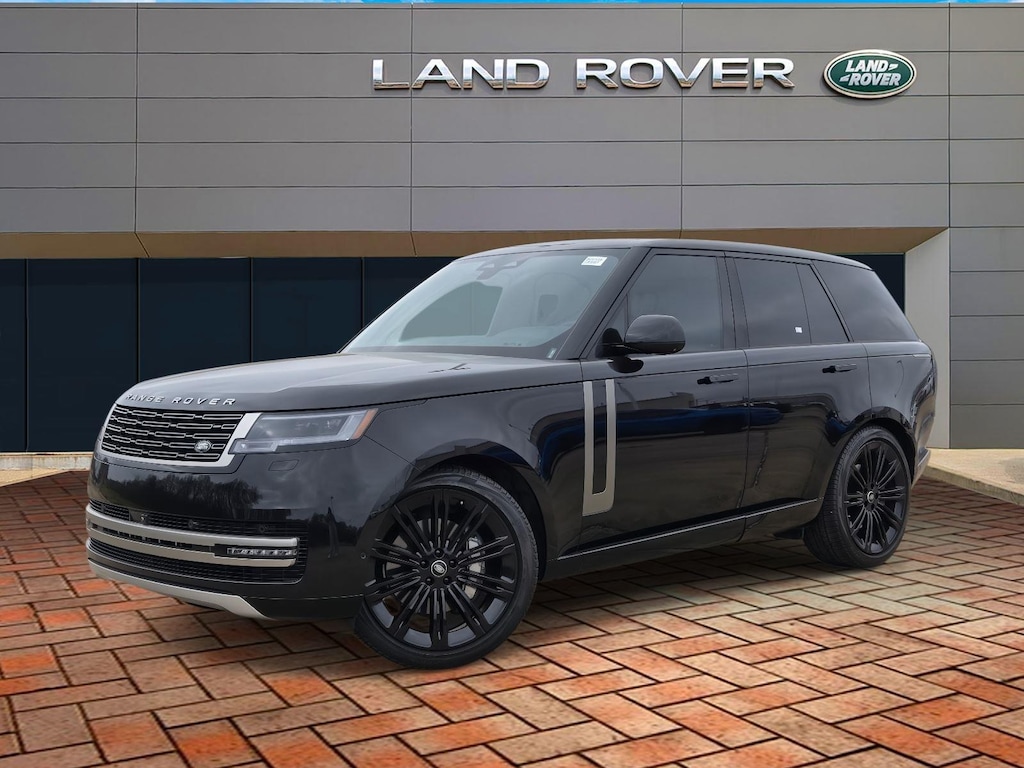 Used 2024 Land Rover Range Rover P400 SE SUV