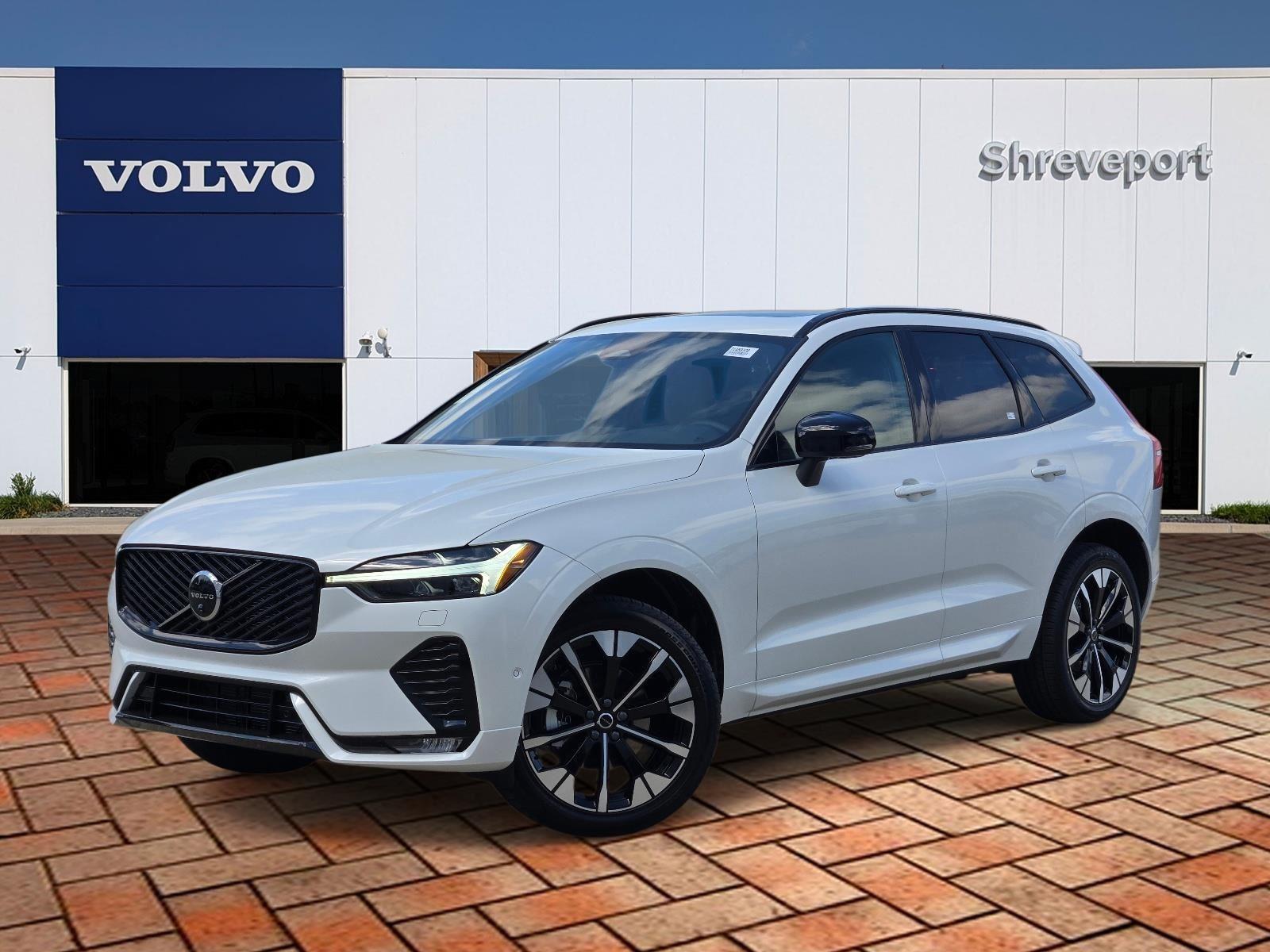 2026 Volvo XC60 B5 Plus Dark AWD's photo