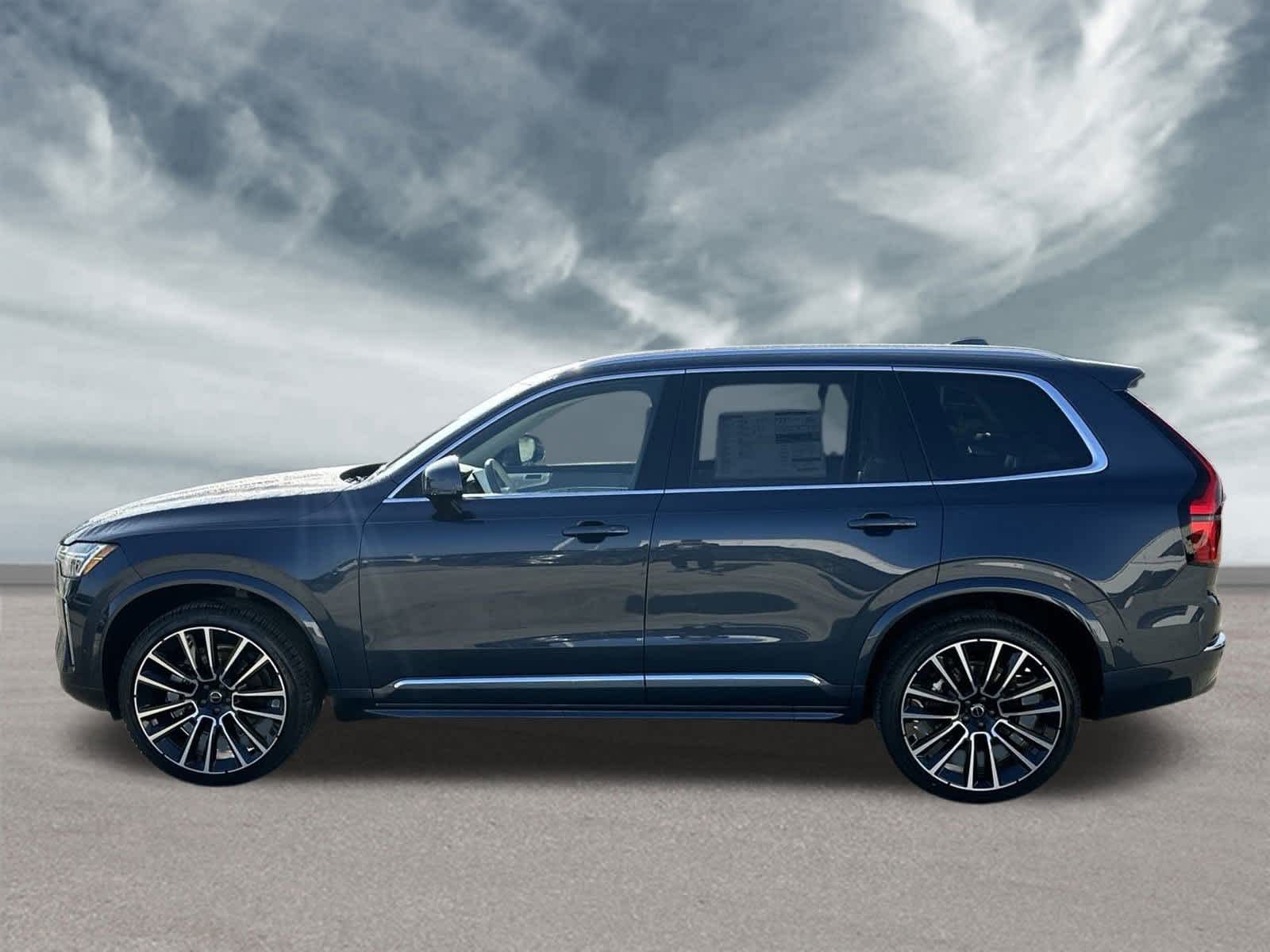 2025 Volvo XC90 Ultra - Photo 9