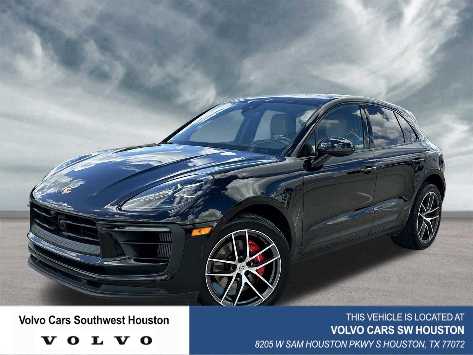 2023 Porsche Macan S's photo