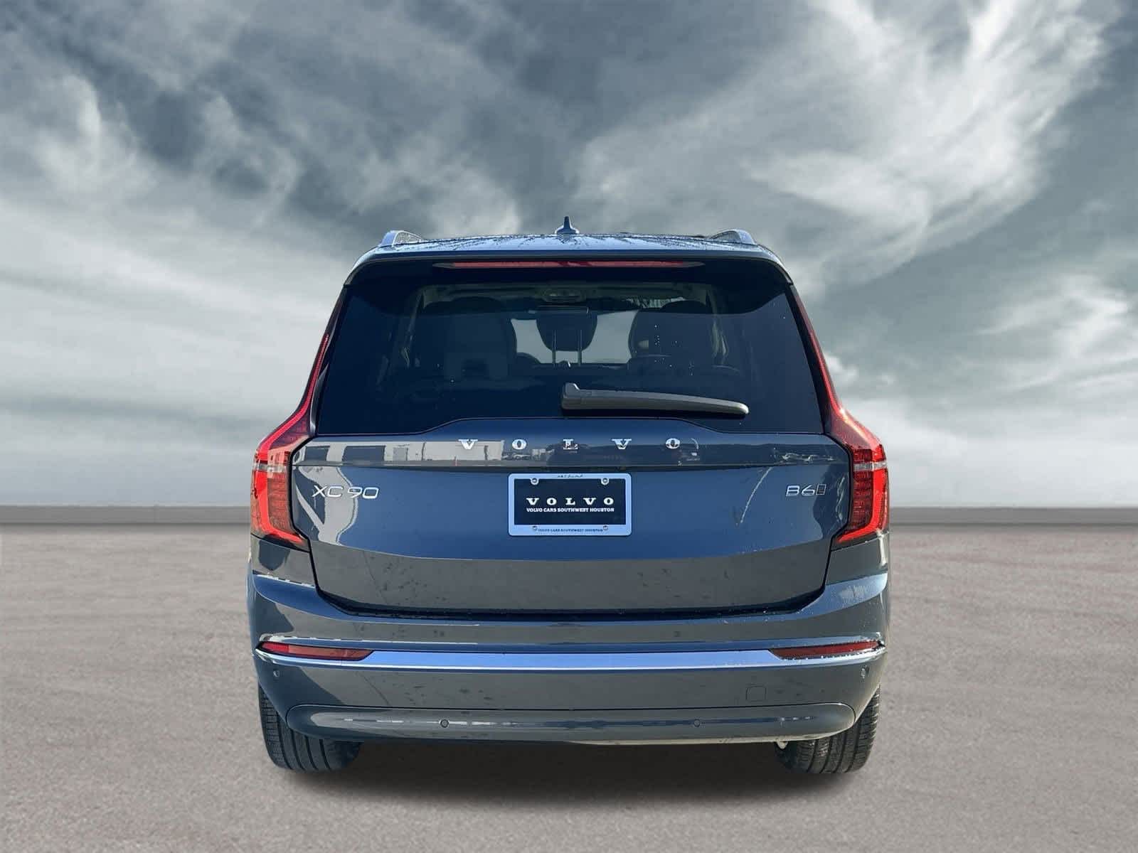 2025 Volvo XC90 Ultra - Photo 7