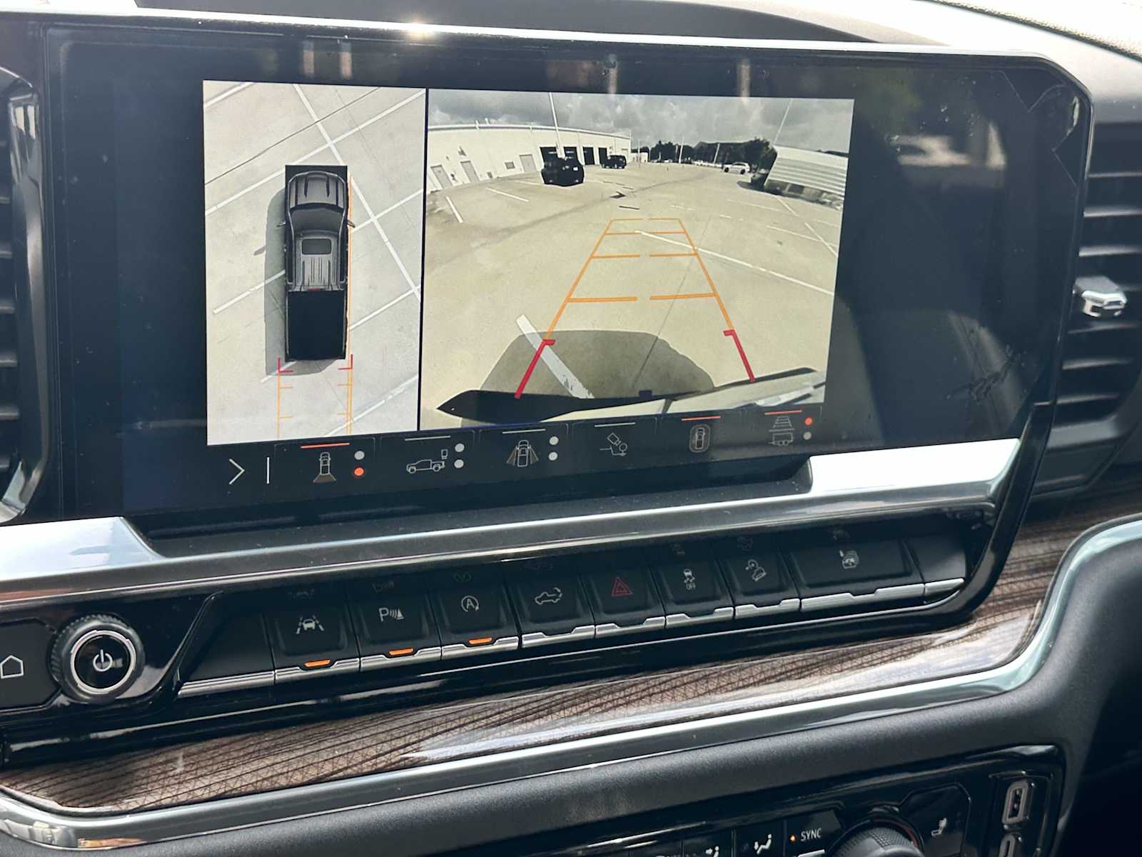 2024 Chevrolet Silverado 1500 LT Trail Boss - Photo 28