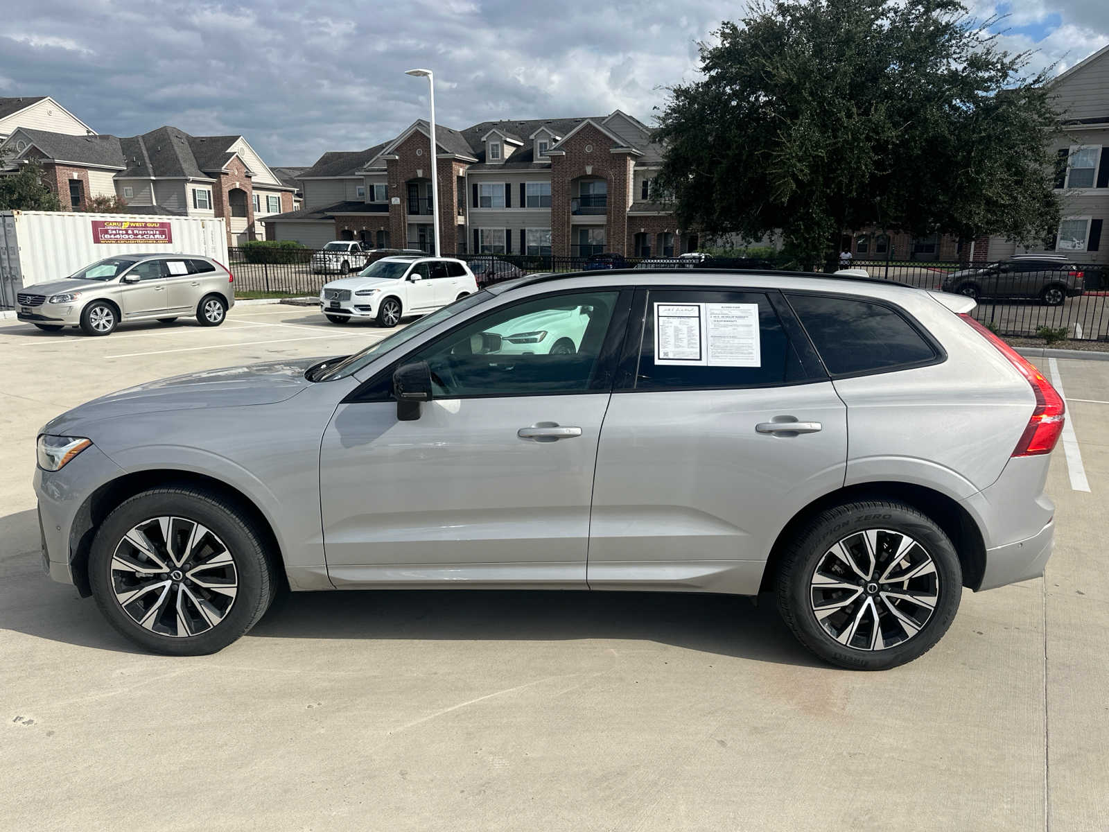 Used 2024 Volvo XC60 Plus with VIN YV4L12RL9R1775100 for sale in Houston, TX