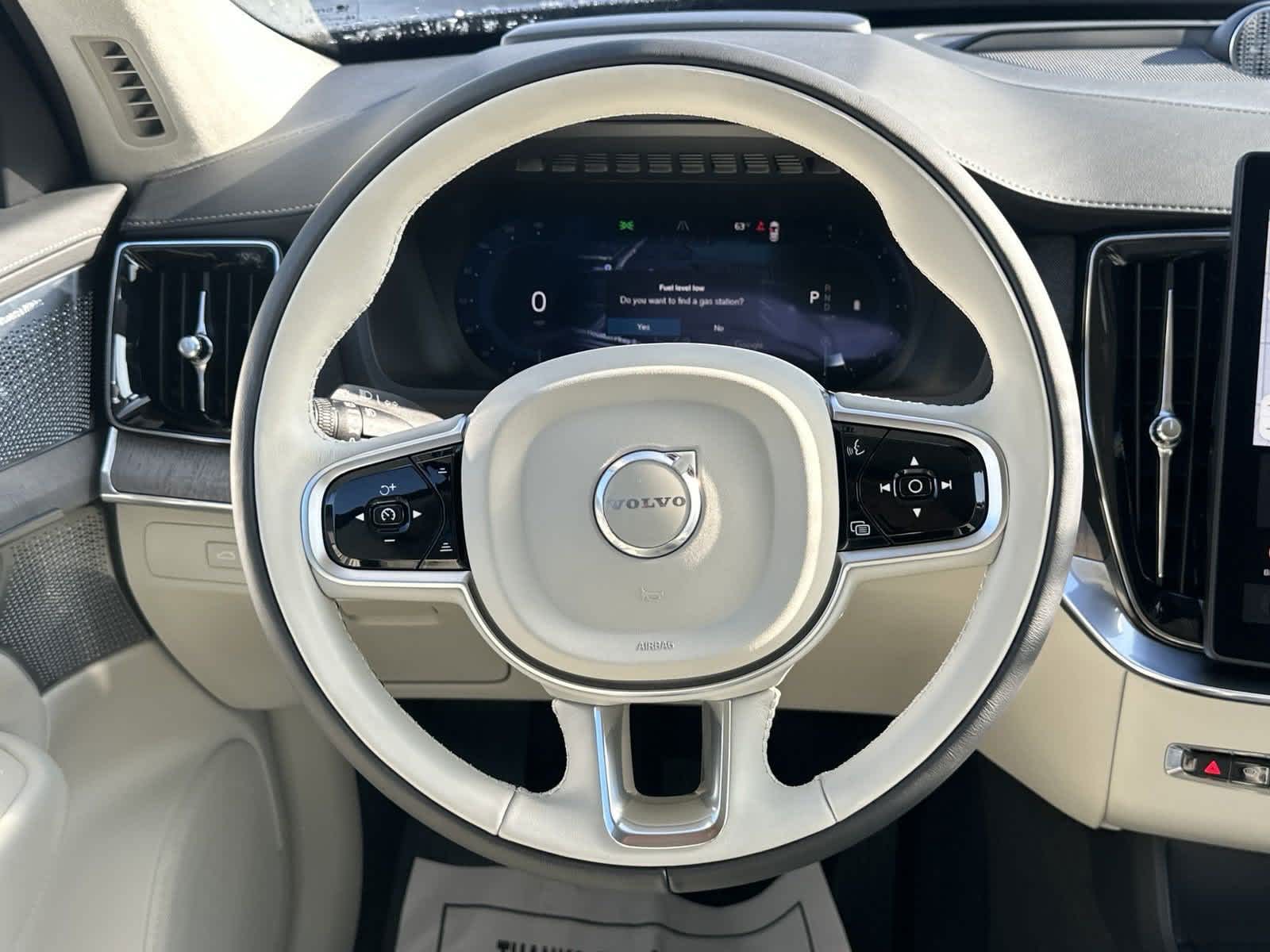 2025 Volvo XC90 Ultra - Photo 17