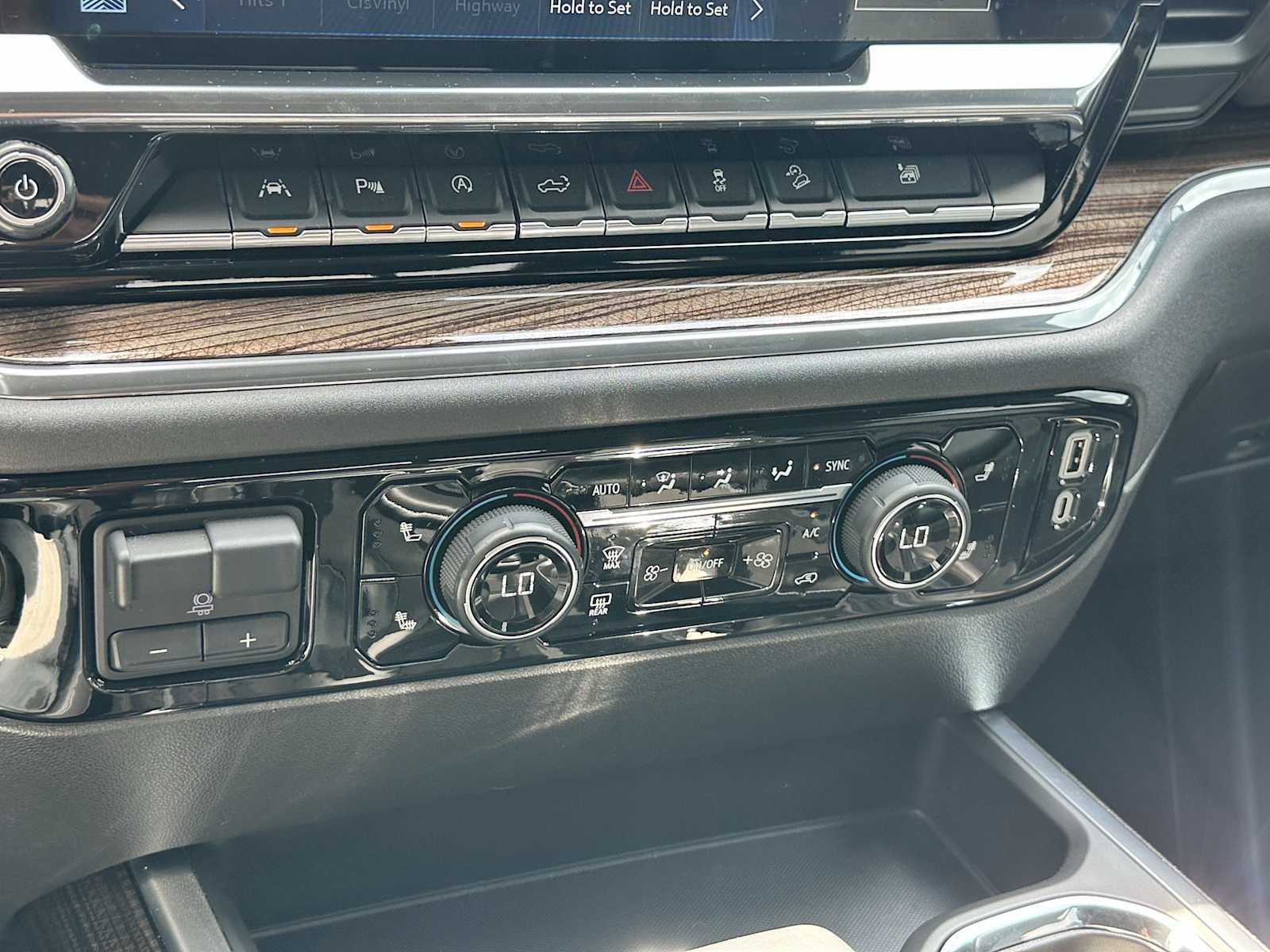 2024 Chevrolet Silverado 1500 LT Trail Boss - Photo 31