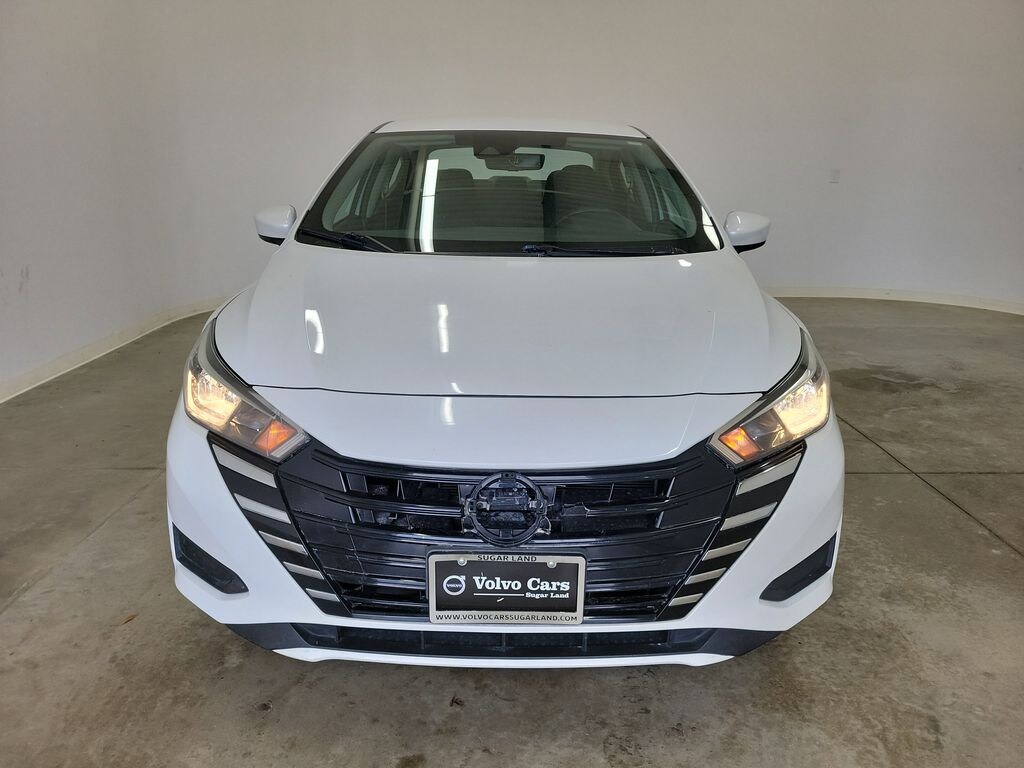 Used 2023 Nissan Versa 1.6 SV Sedan