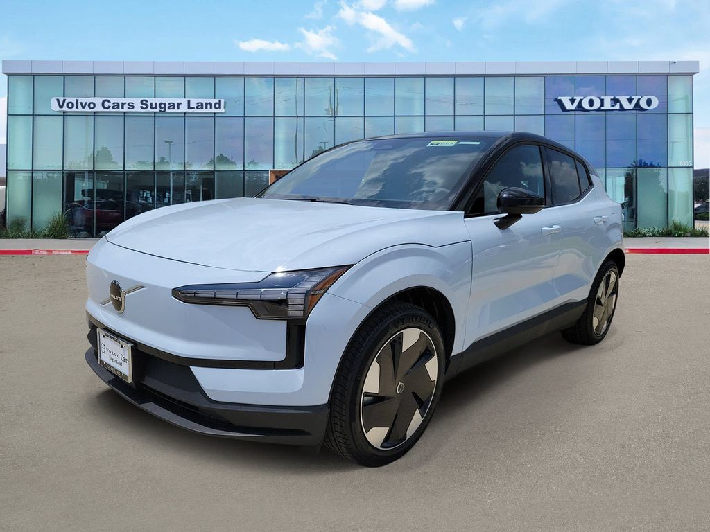 New 2026 Volvo EX30 Twin Motor Plus