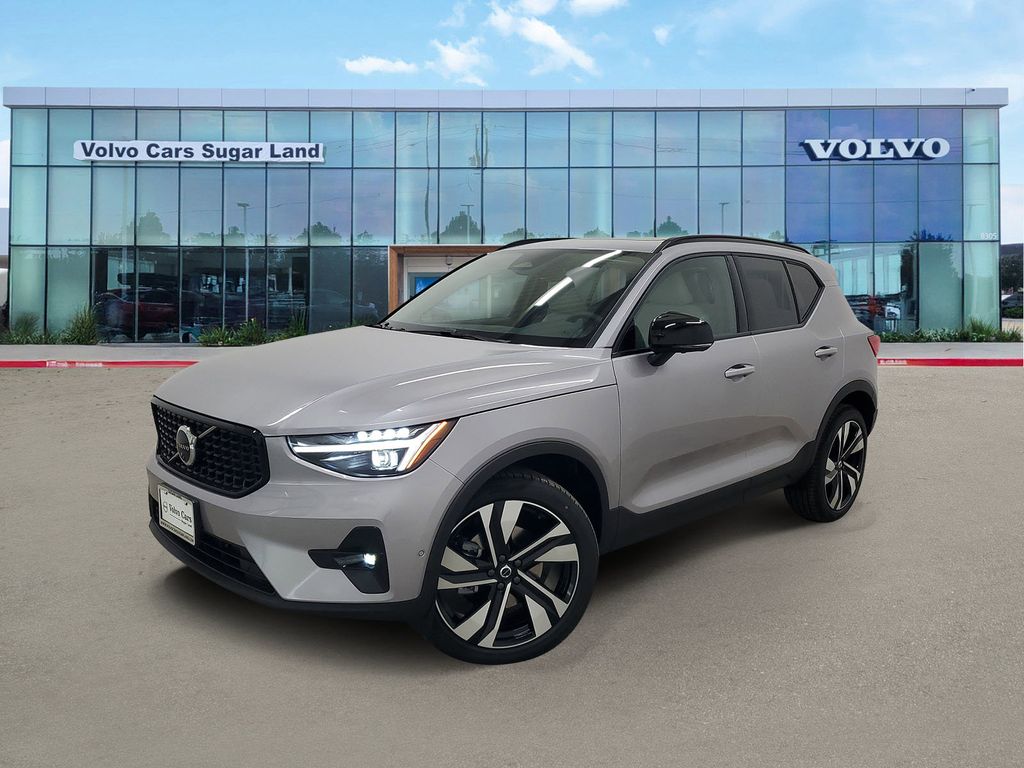 2026 Volvo XC40