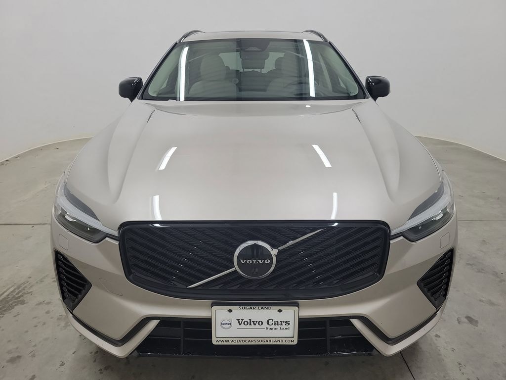 New 2026 Volvo XC60 plug-in hybrid T8 Ultra SUV