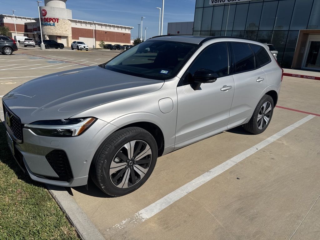 Used 2023 Volvo XC60 Recharge Plug-In Hybrid Plus Dark SUV