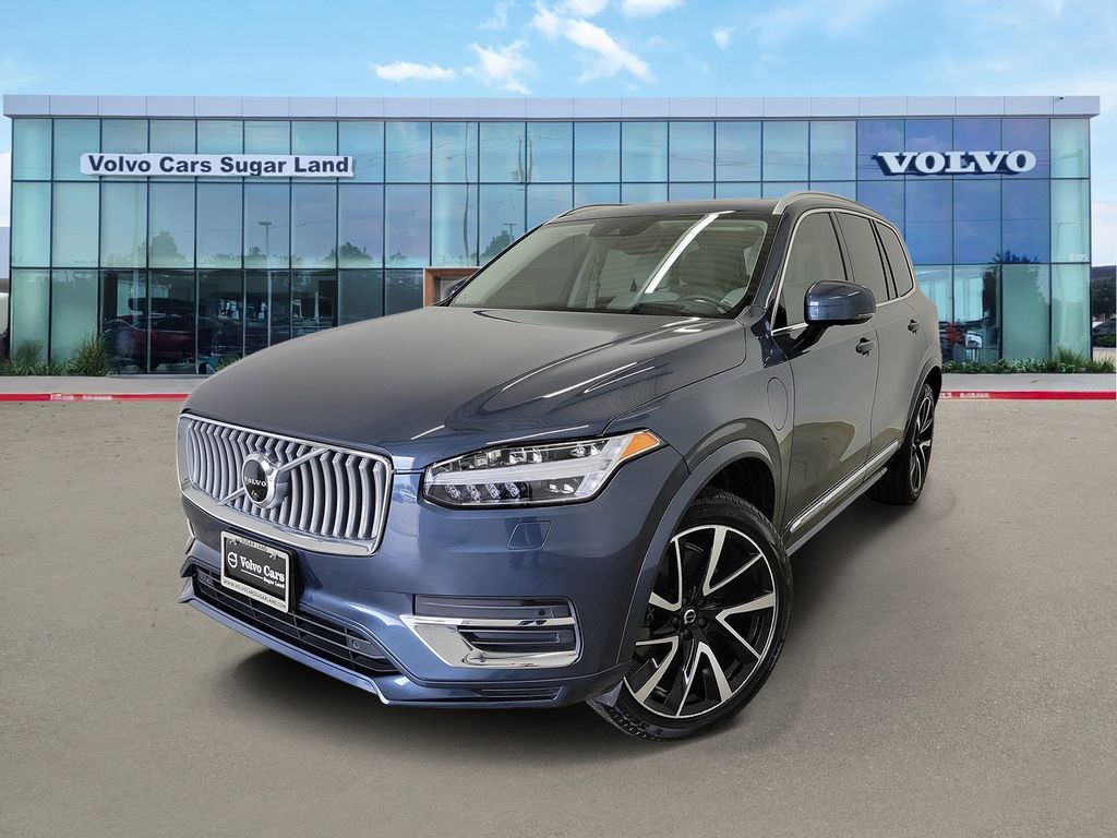 2022 Volvo XC90 T8 Recharge Inscrpt Exprsn Ex Rng 6 Pass's photo