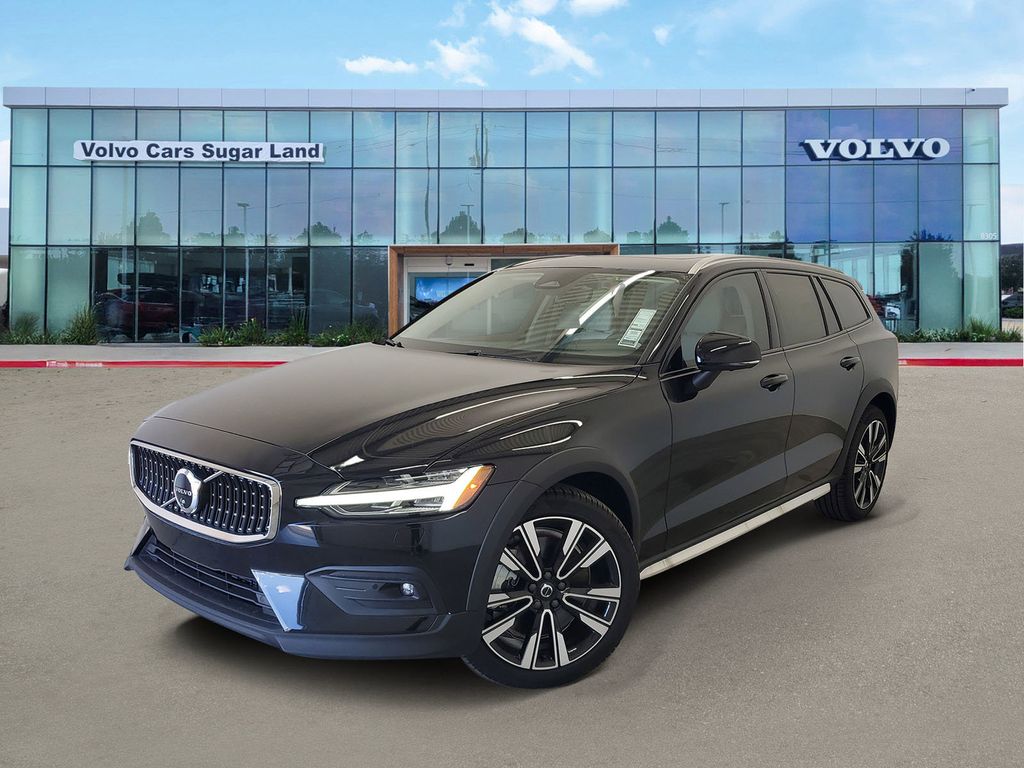 2025 Volvo V60 Cross Country