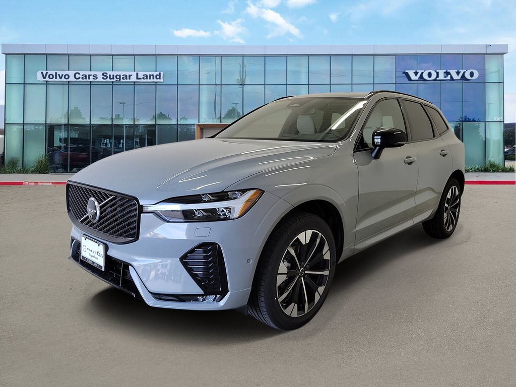 New 2026 Volvo XC60 B5 Plus