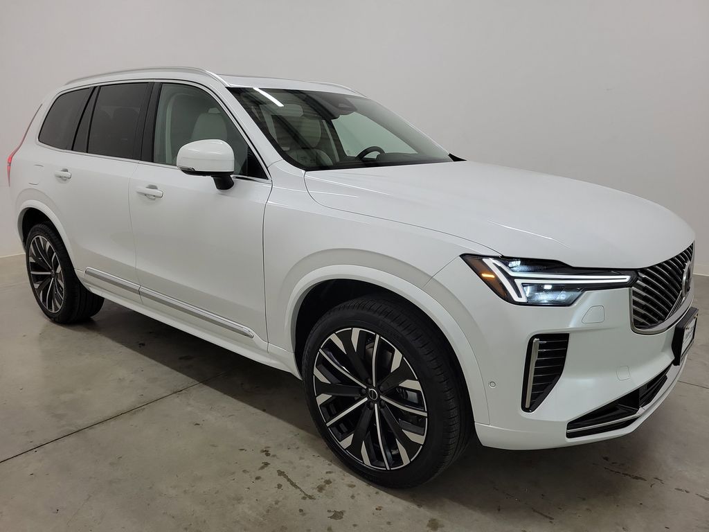 2026 Volvo XC90 photo 3