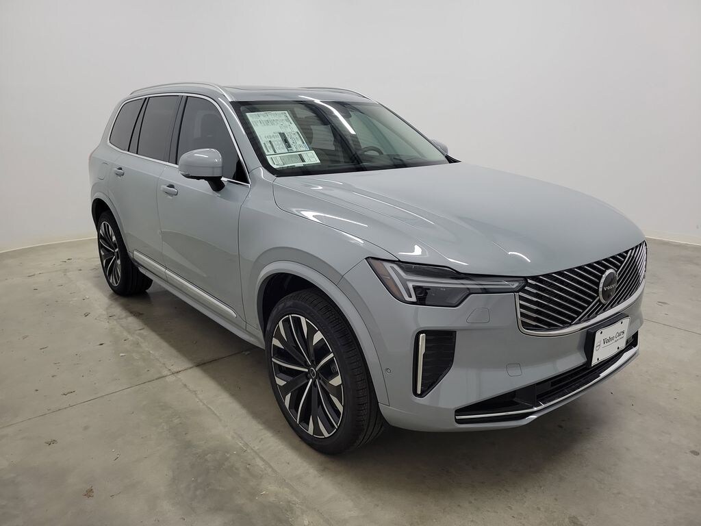 New 2026 Volvo XC90 plug-in hybrid T8 Ultra 7-Seater SUV