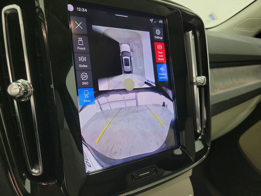 2026 Volvo XC40 Ultra - Photo 29