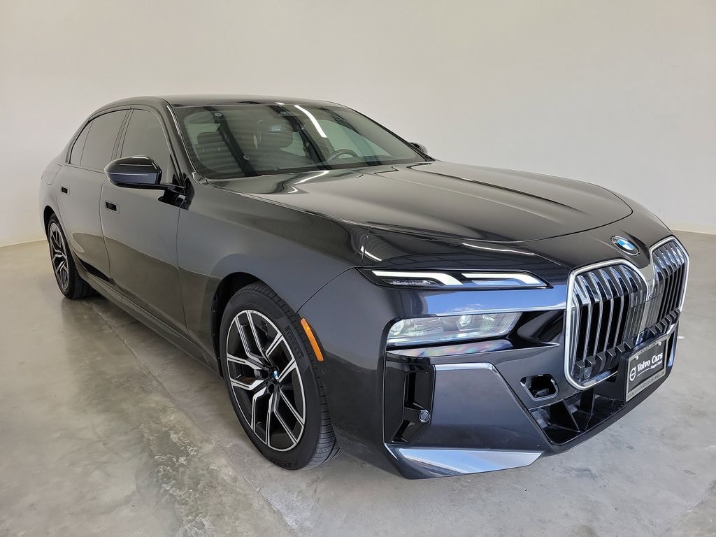 Used 2025 BMW 740i Sedan