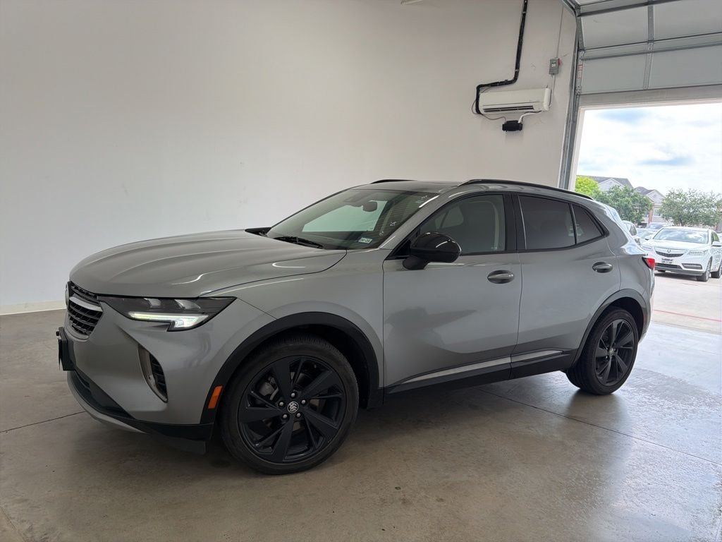 2023 Buick Envision Essence FWD's photo