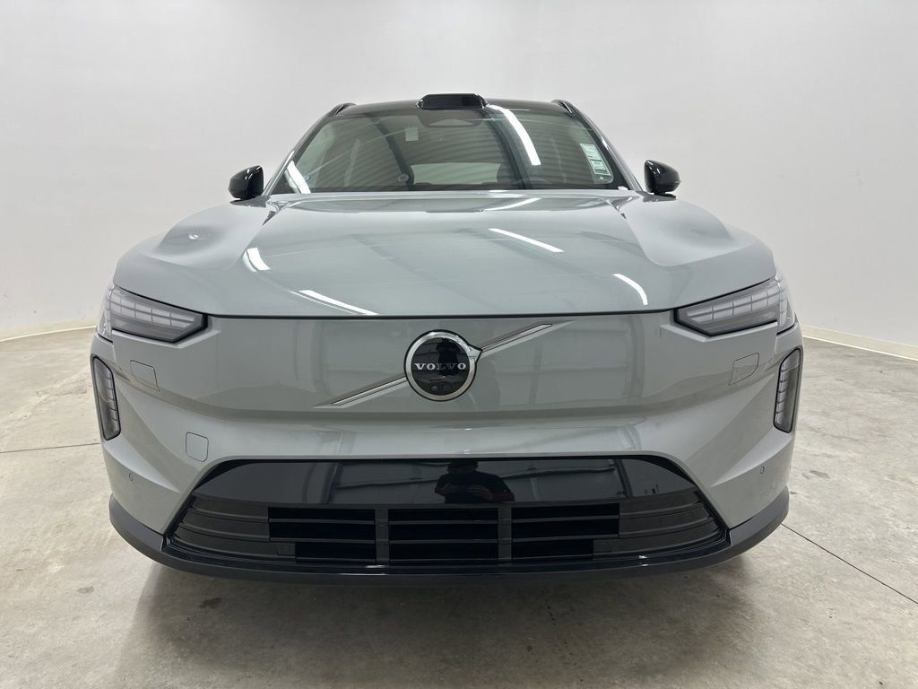 2025 Volvo EX90 Twin Motor Performance Ultra photo 2