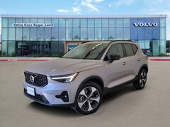 2026 Volvo XC40 B4 Plus FWD SUV