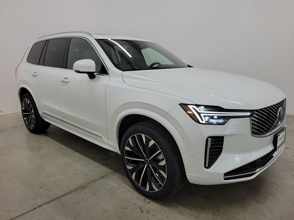 New 2026 Volvo XC90 B6 Ultra 7-Seater SUV