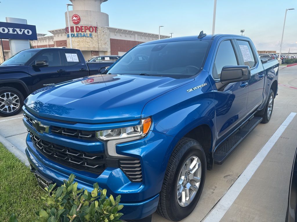 2023 Chevrolet Silverado 1500 RST photo 4