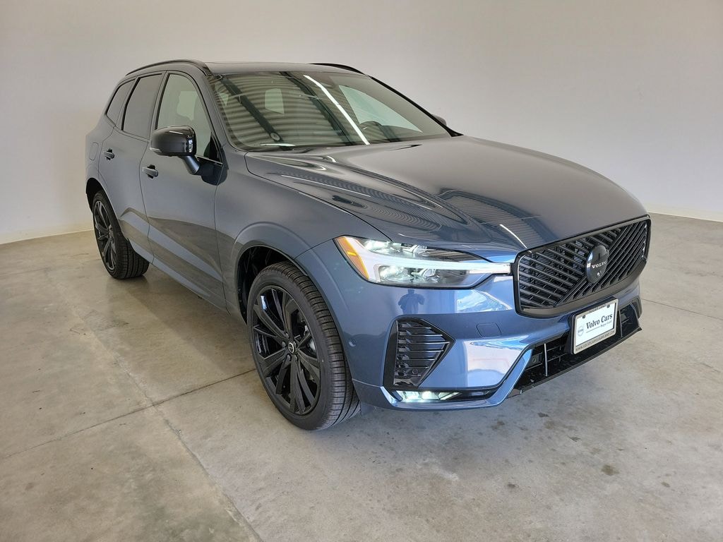 New 2026 Volvo XC60 B5 Ultra Black Edition SUV